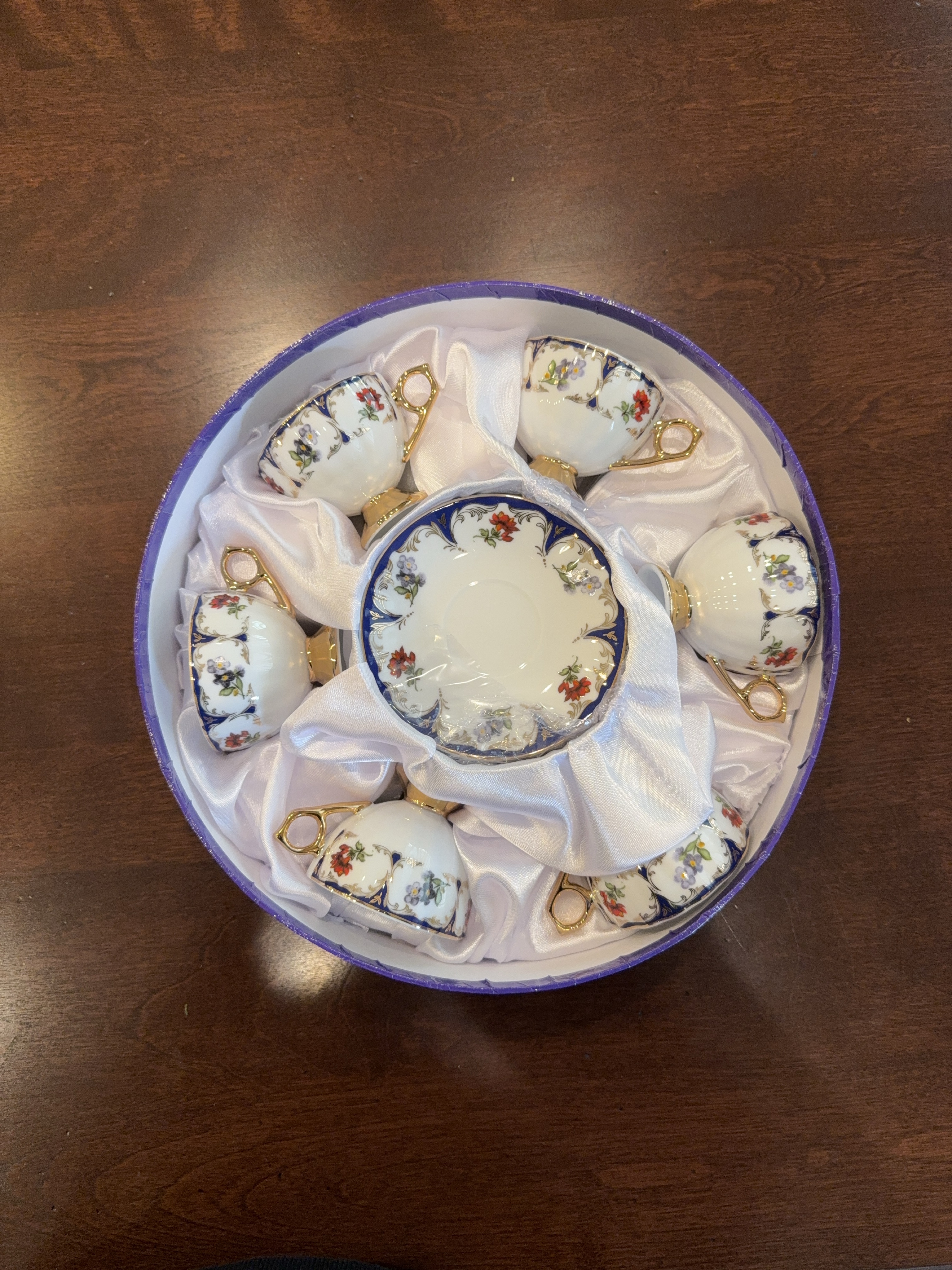 Vintage Floral Teacup and Saucer Set NEW thumbnail