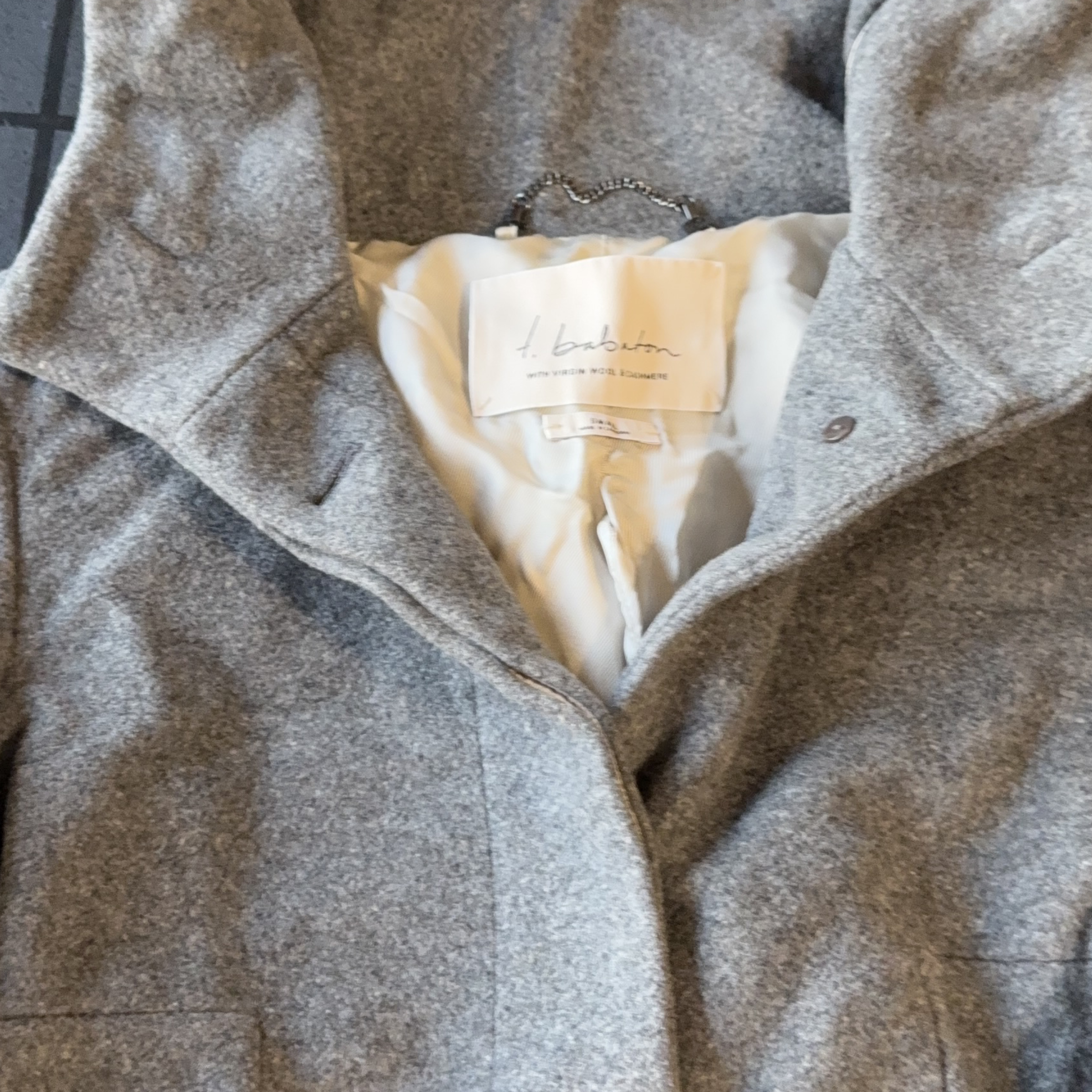 t.babaton Grey Hooded Coat - Size Small thumbnail