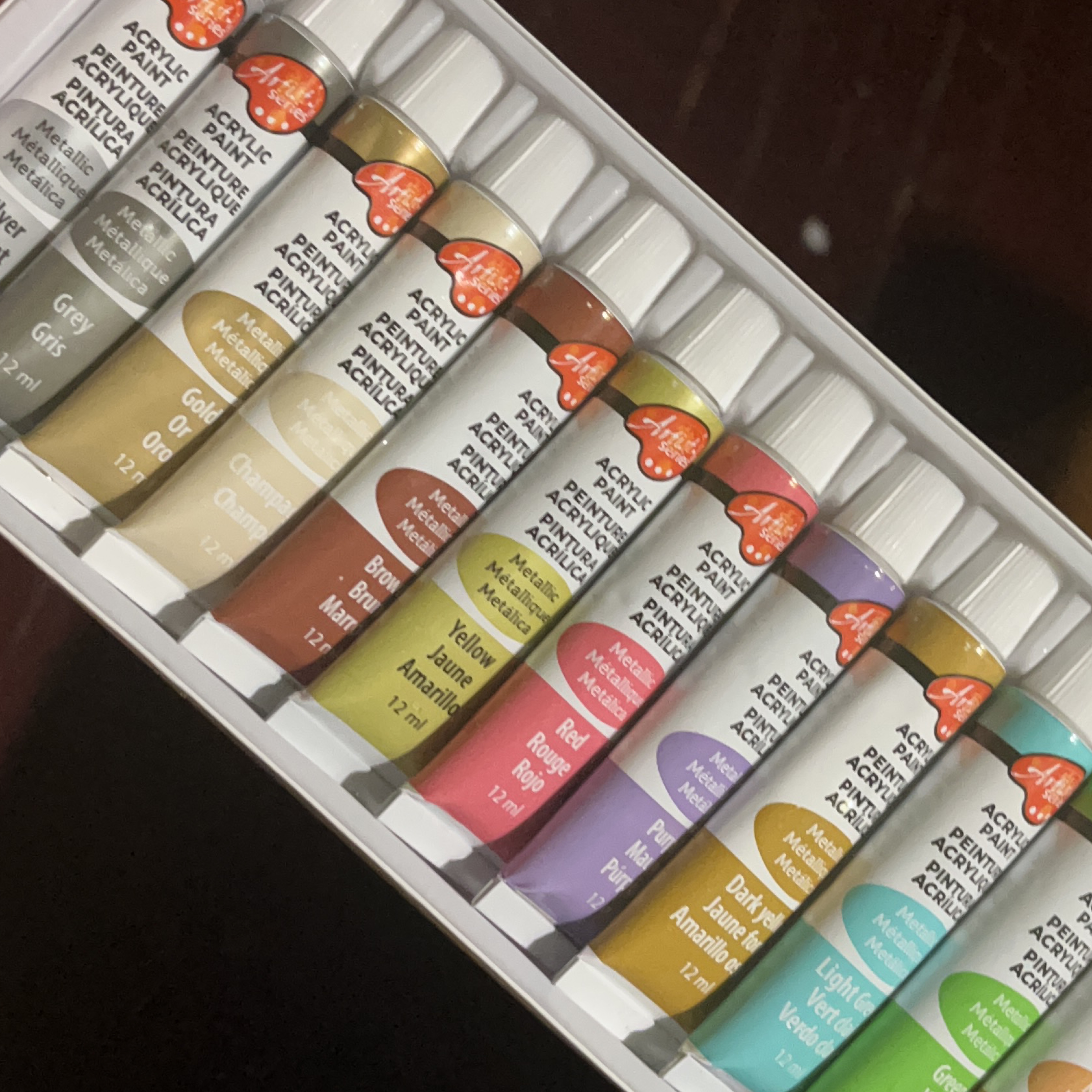 Artist's Series Metallic Acrylic Paint Set thumbnail
