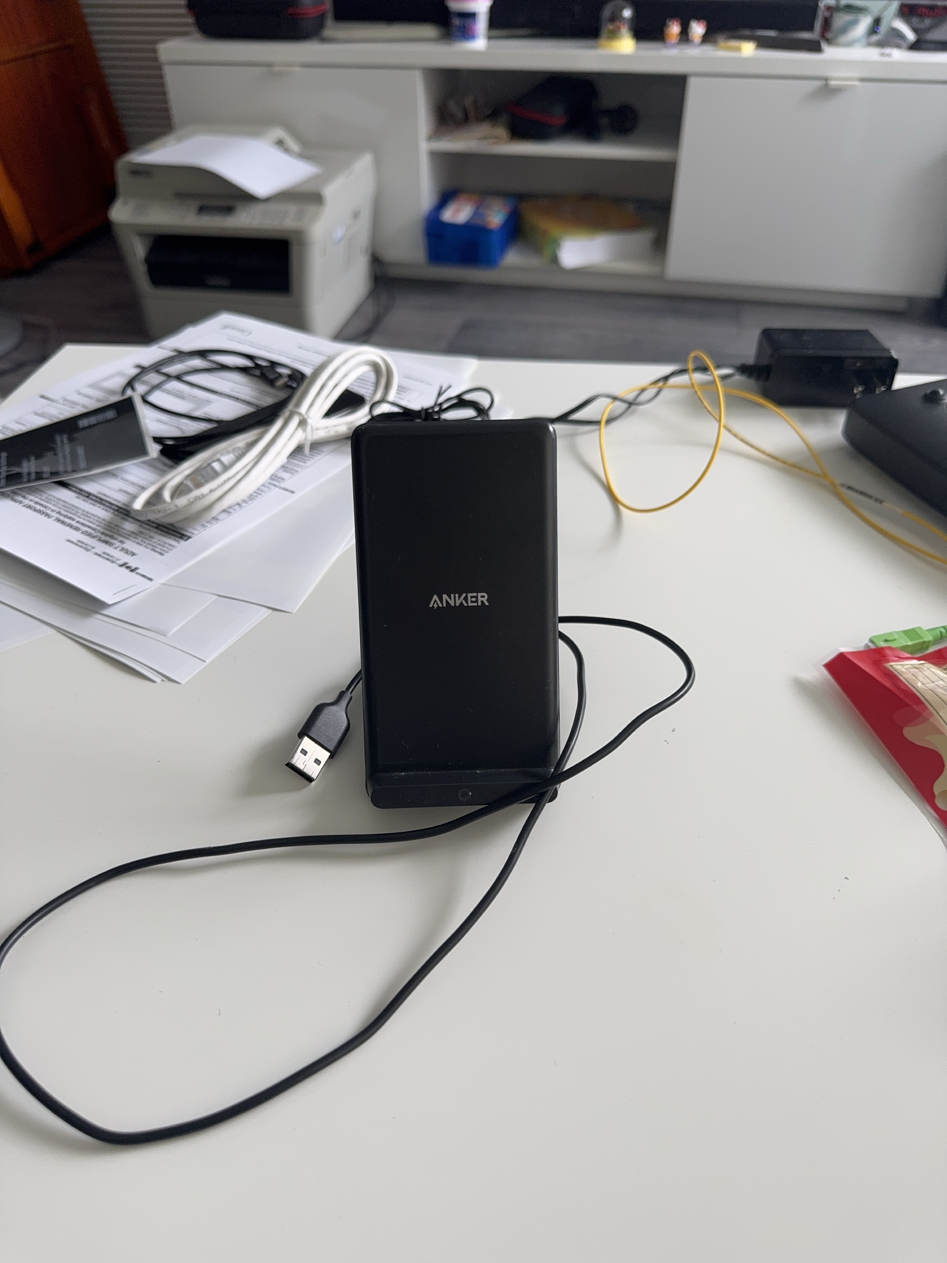 Anker Wireless Charger Stand thumbnail