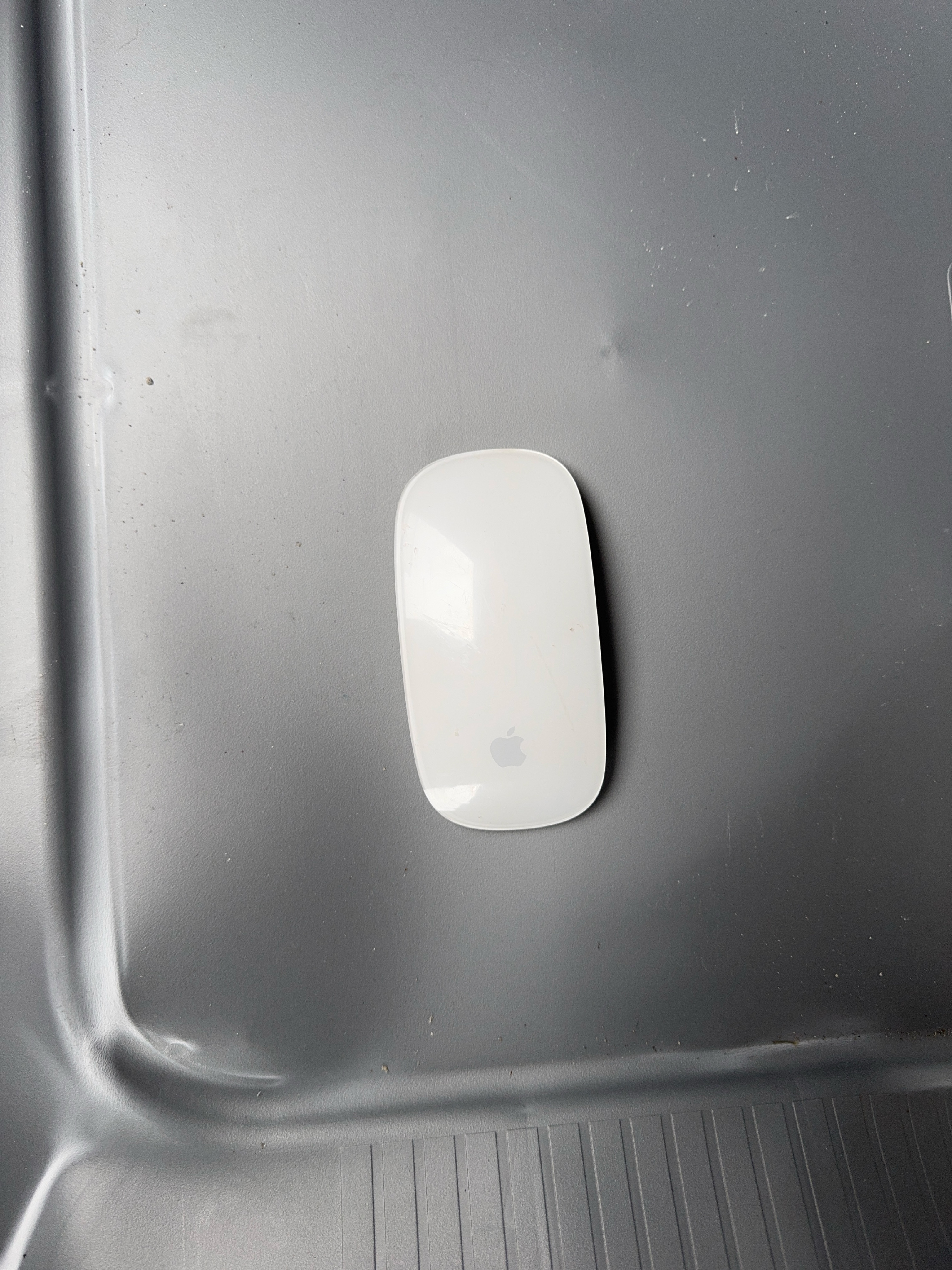 Apple Wireless Mouse thumbnail