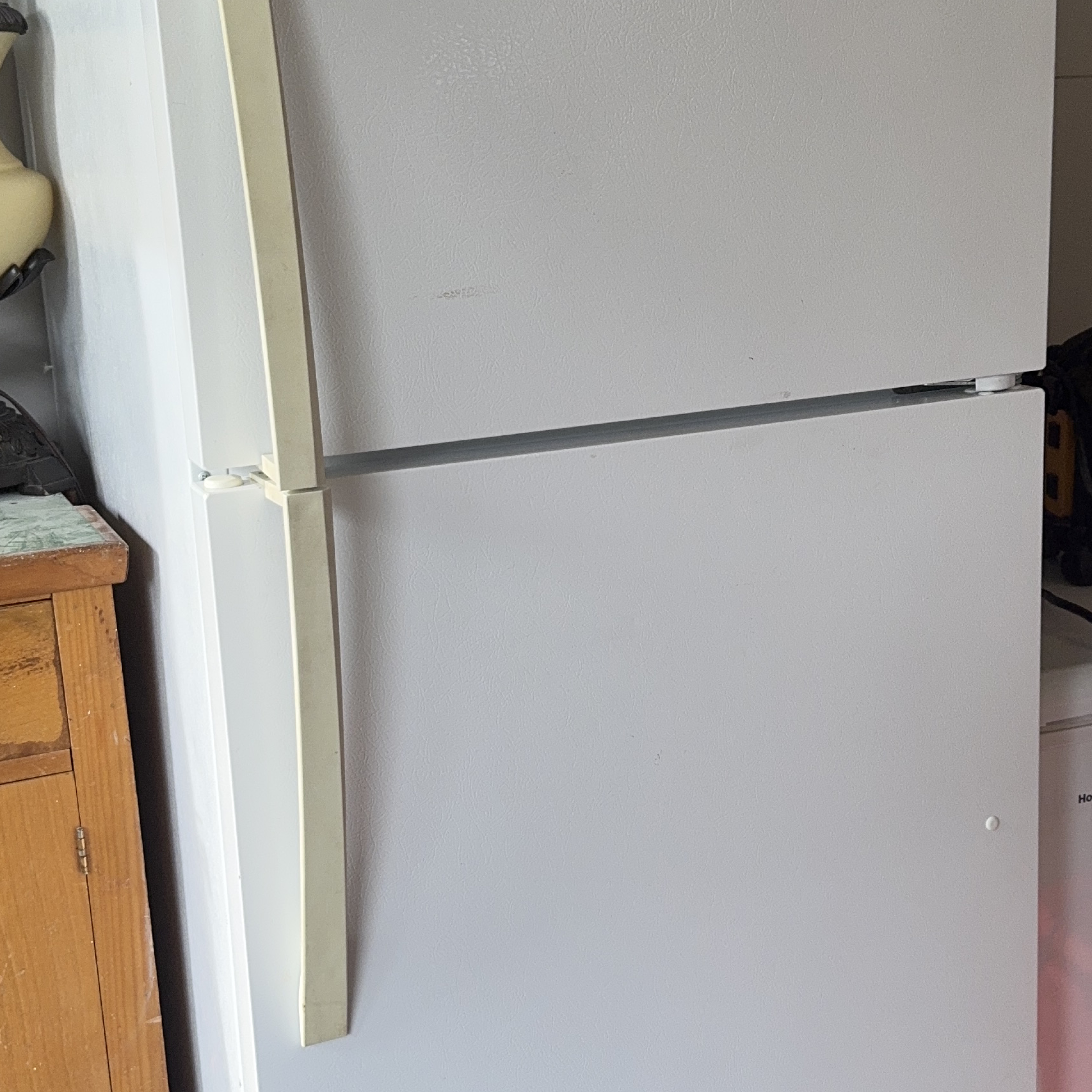 White Refrigerator thumbnail
