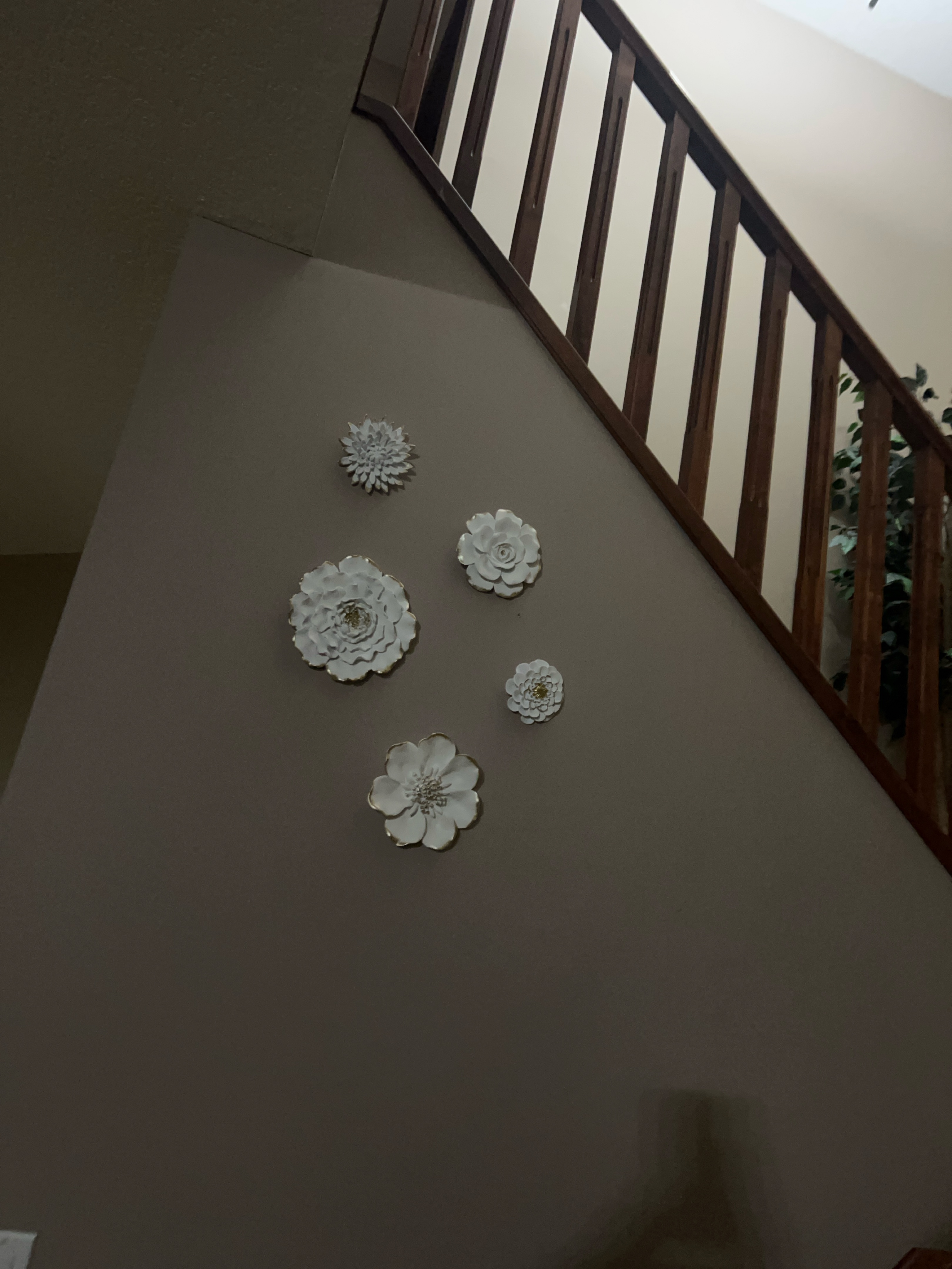 Set of 5 White and Gold Floral Wall Decor