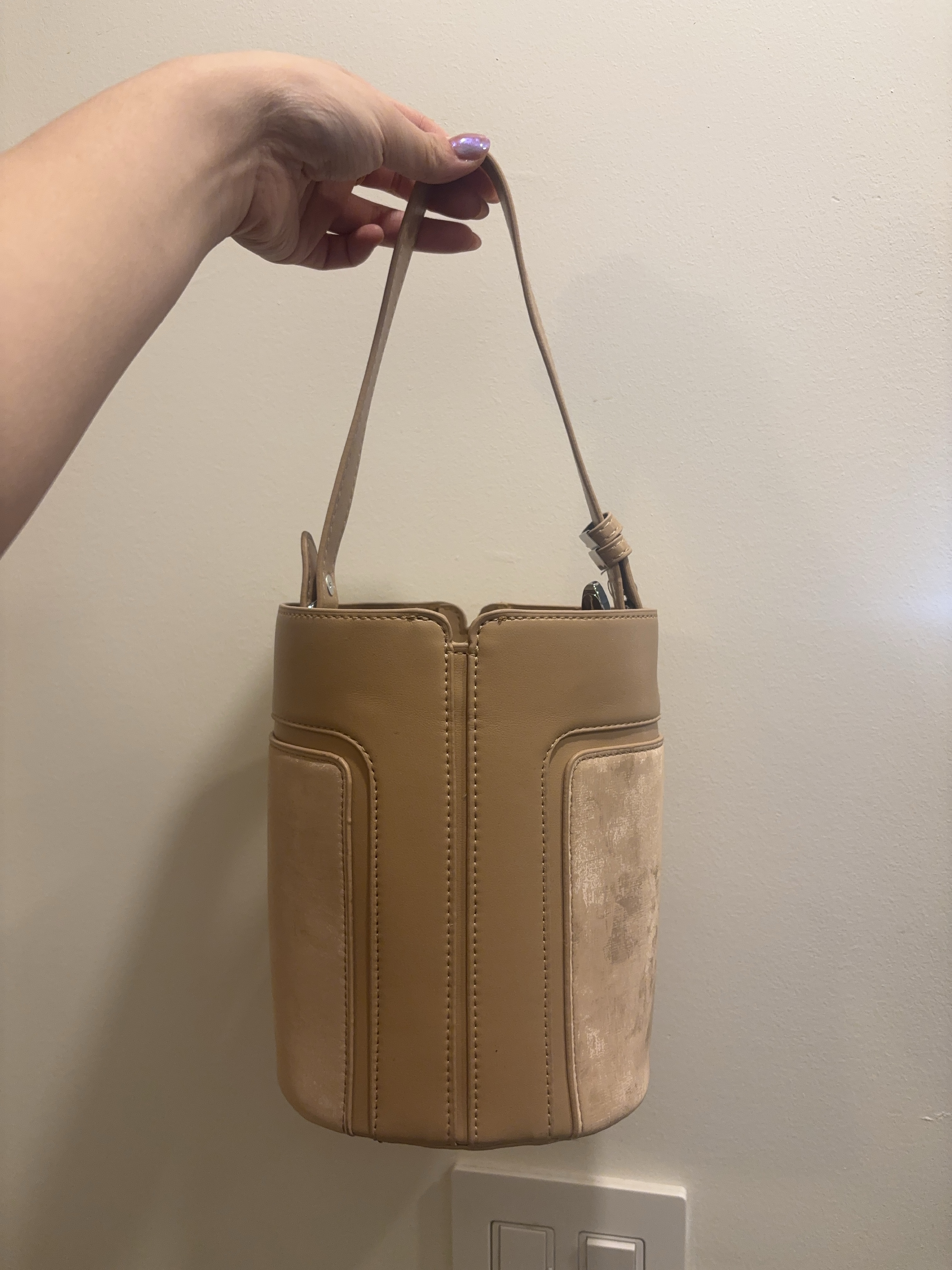 Beige Bucket Bag with Removable Strap thumbnail