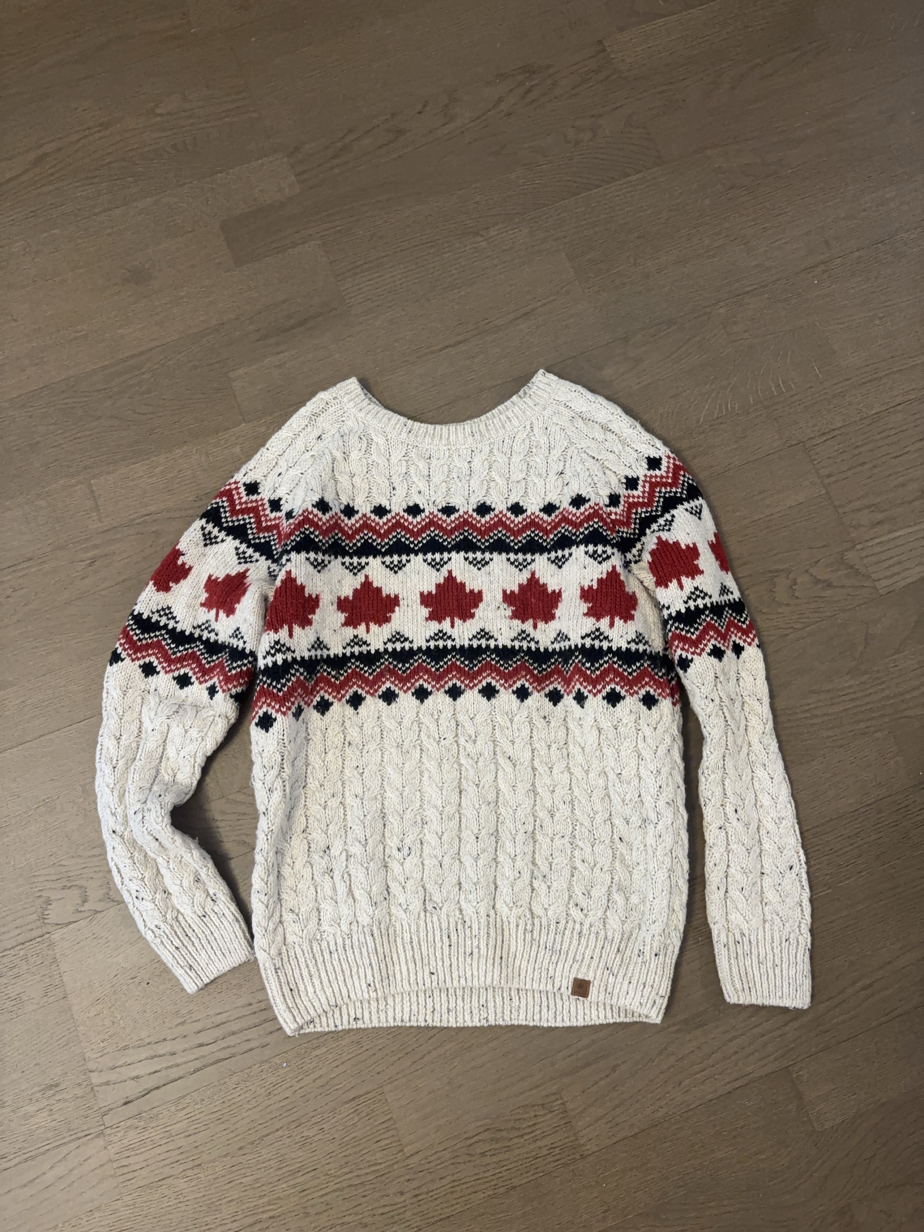Canadiana Crew Neck Maple Leaf Sweater thumbnail