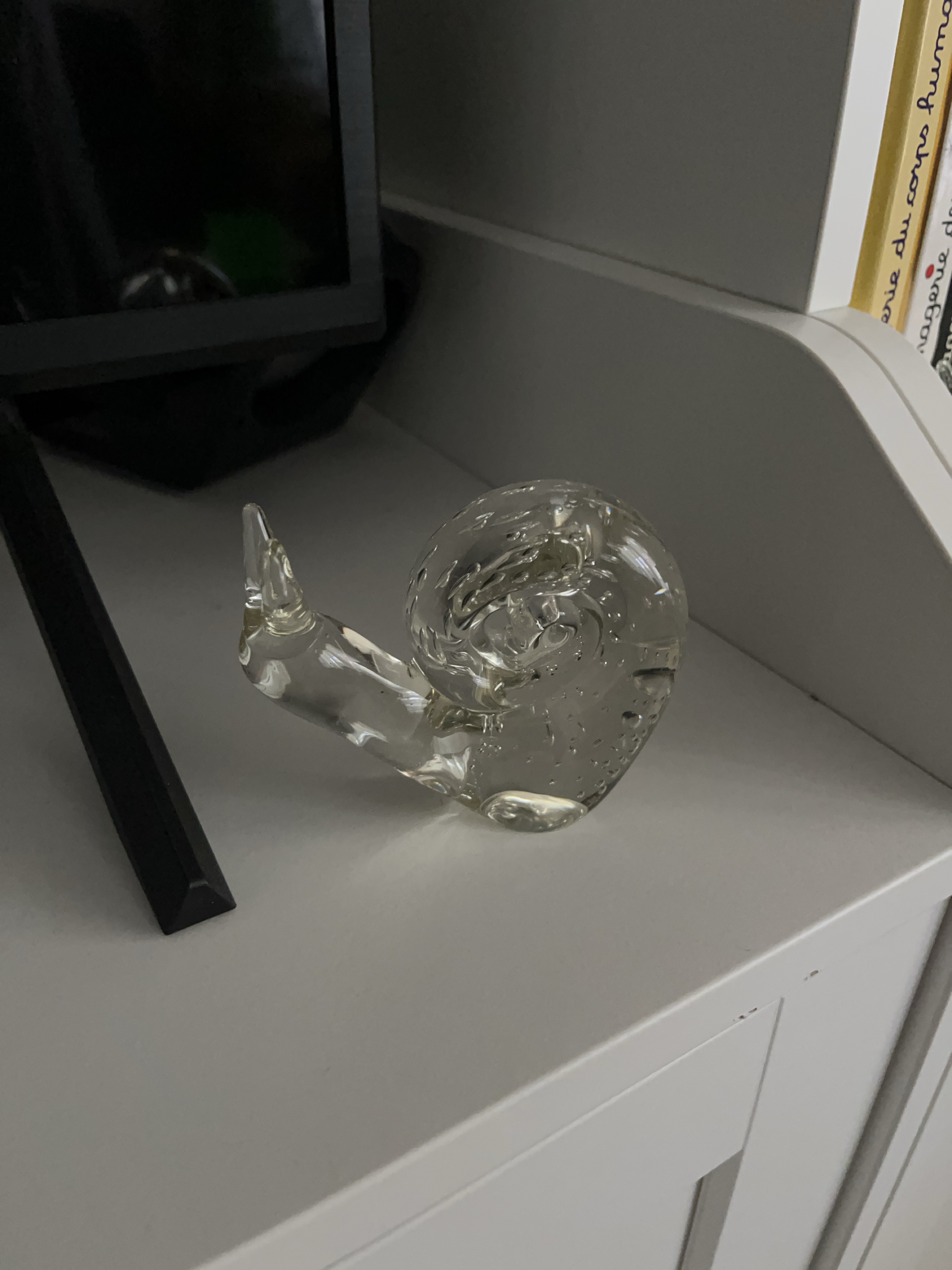Clear Glass Snail Figurine thumbnail