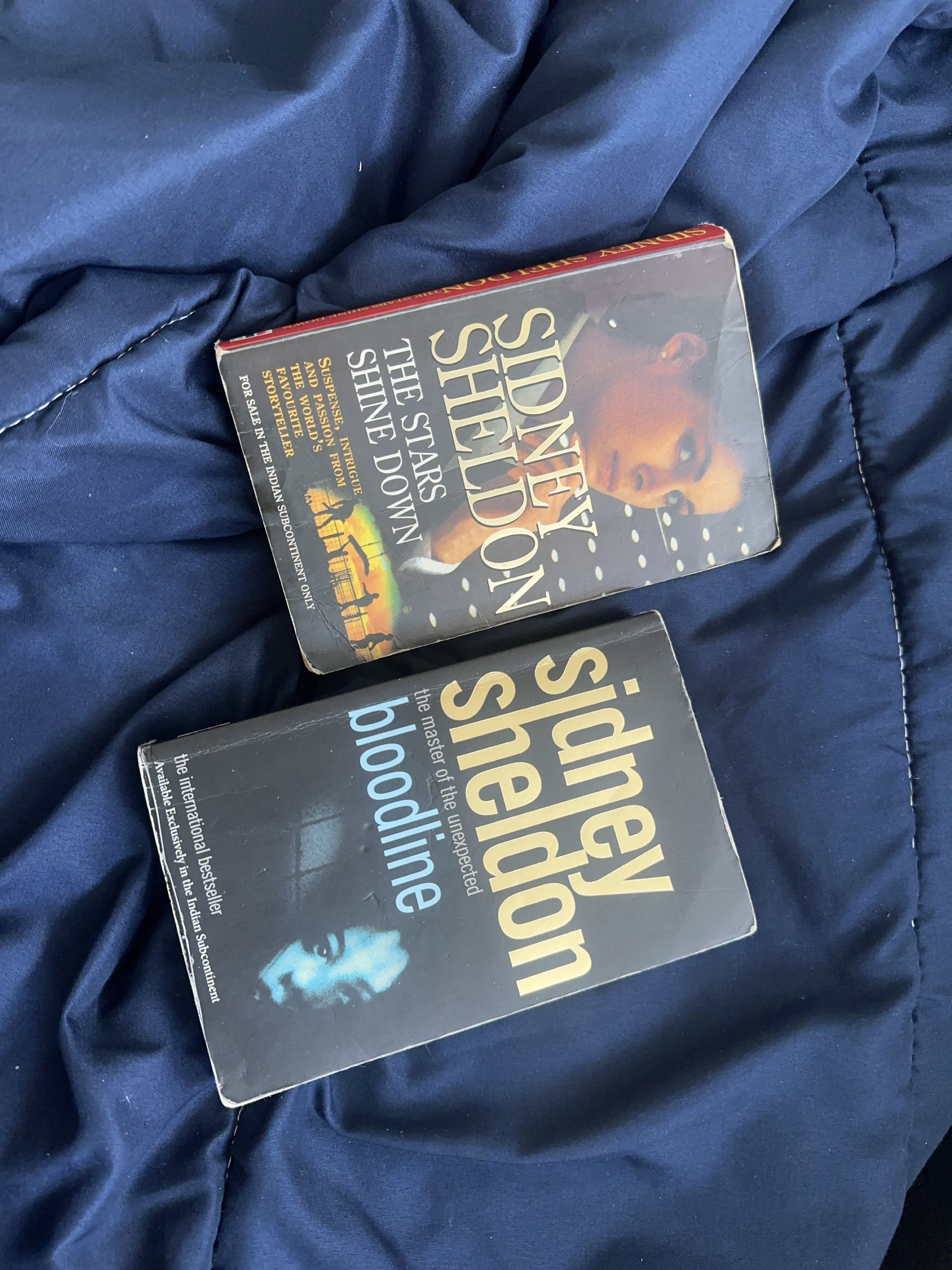Sidney Sheldon novels: The Stars Shine Down & Bloodline thumbnail