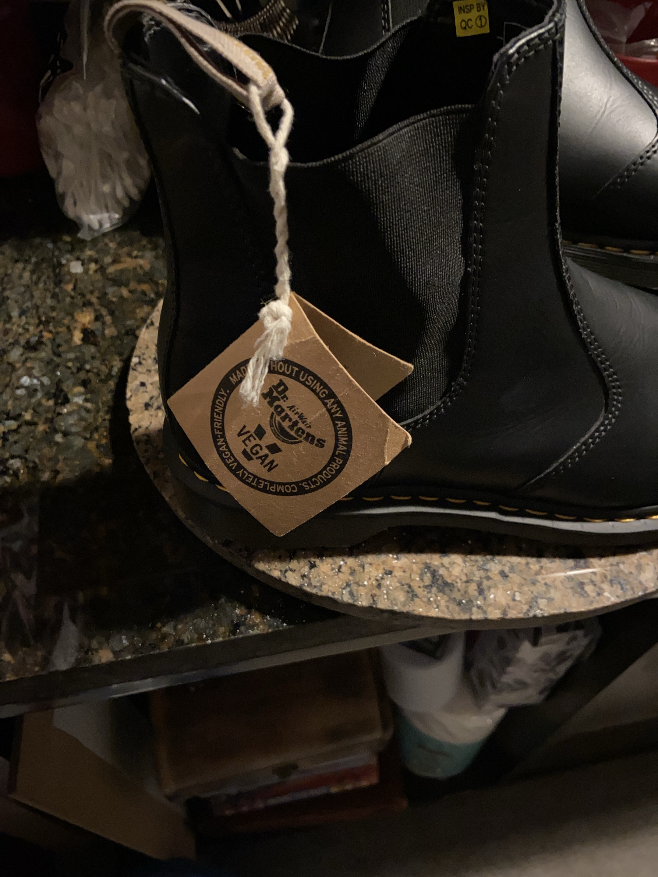 Dr. Martens Vegan 2976 Chelsea Boots thumbnail