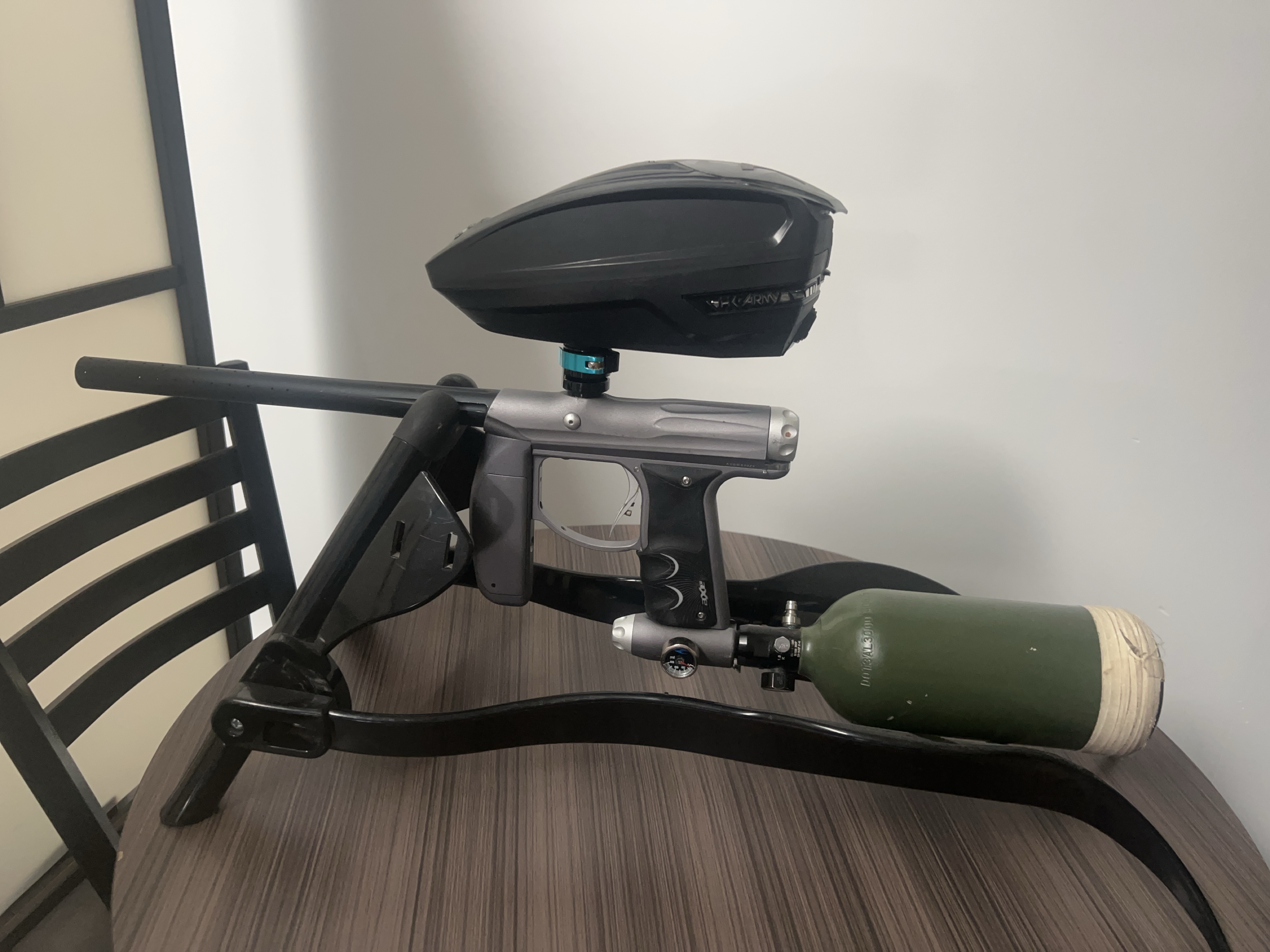 Dye M2 Paintball Gun with HK Army Mask