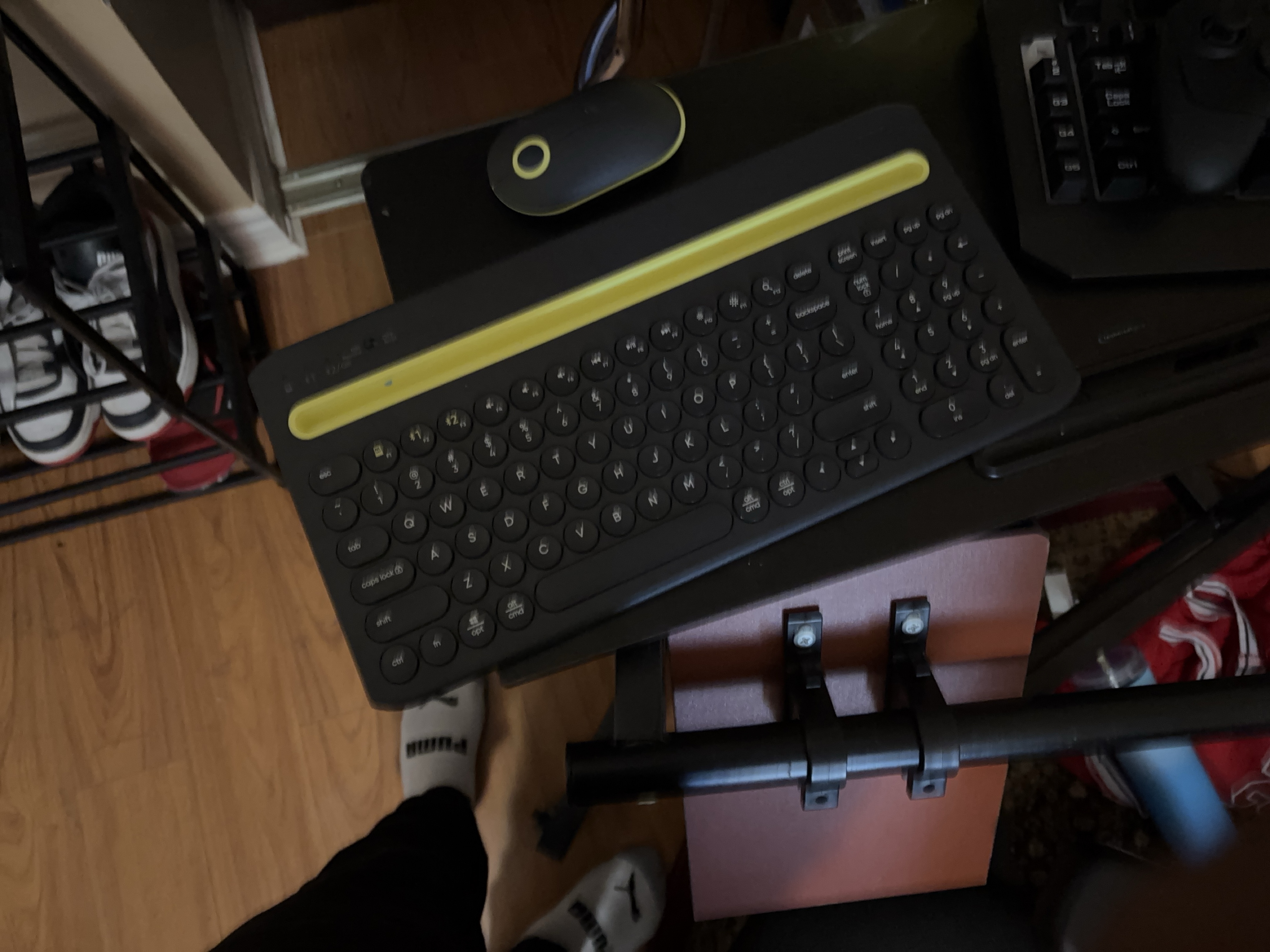 Round Key Wireless Keyboard and Mouse Combo thumbnail