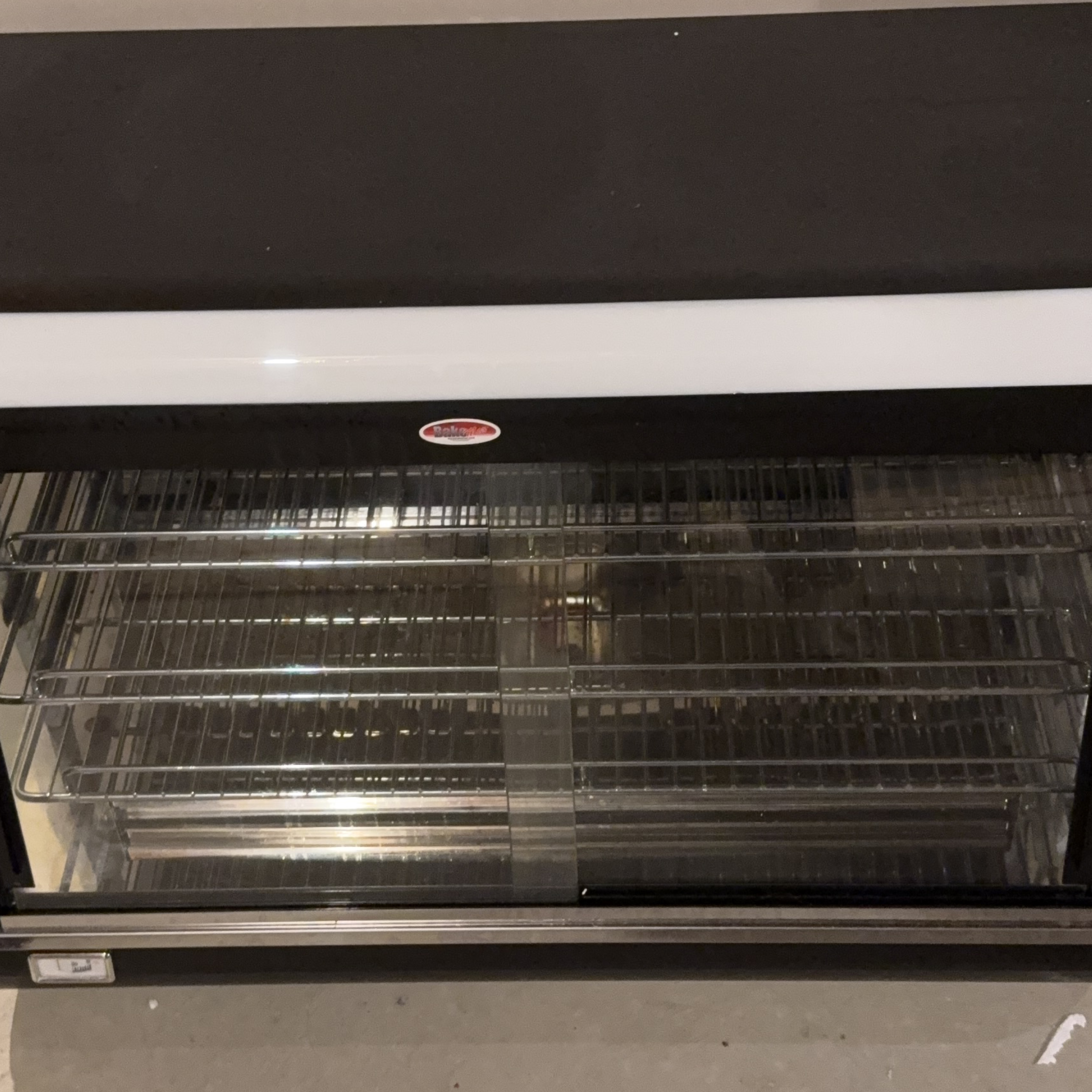 BakeMax Display Case thumbnail