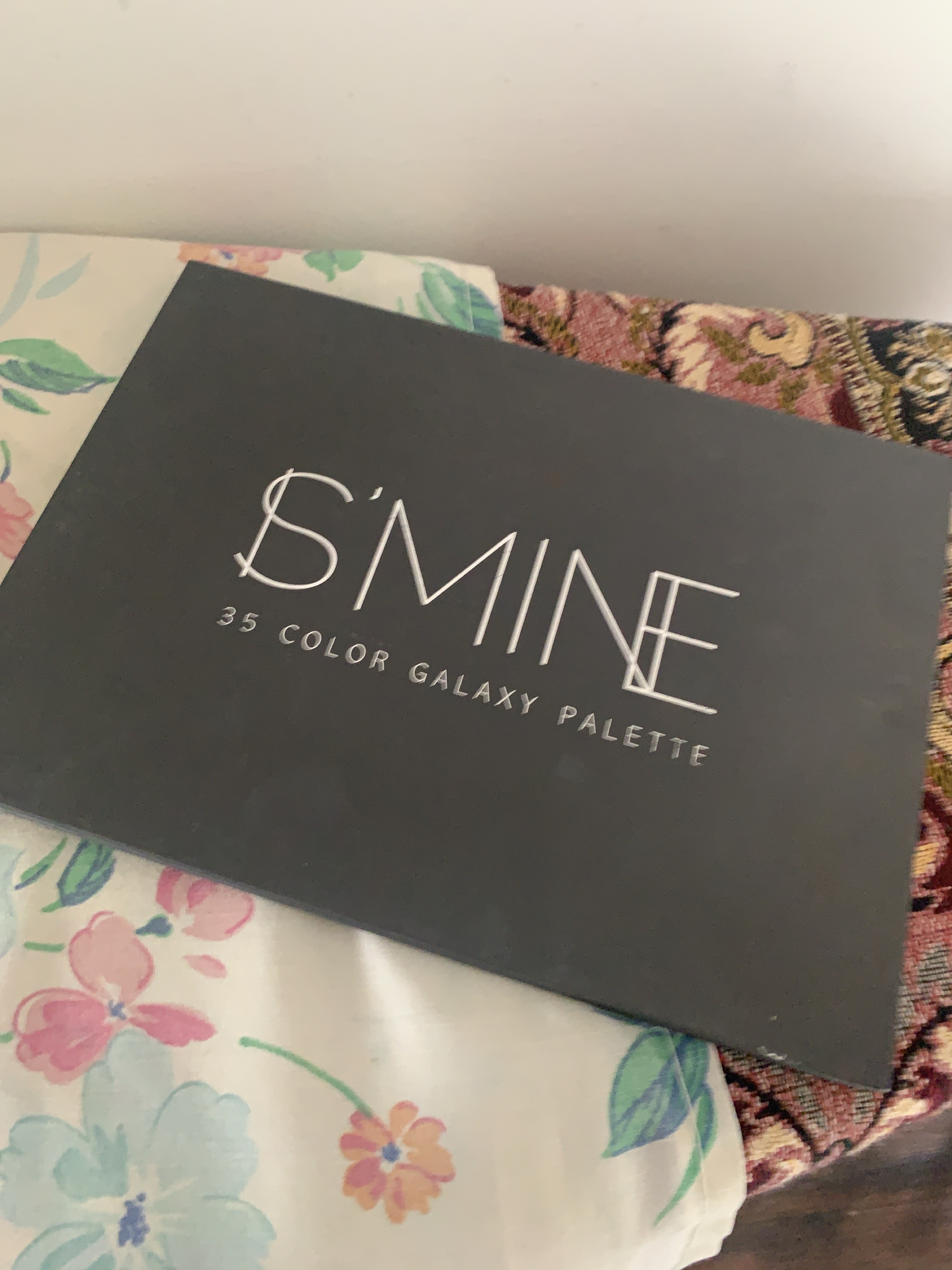 S'mine 35 Color Galaxy Palette thumbnail