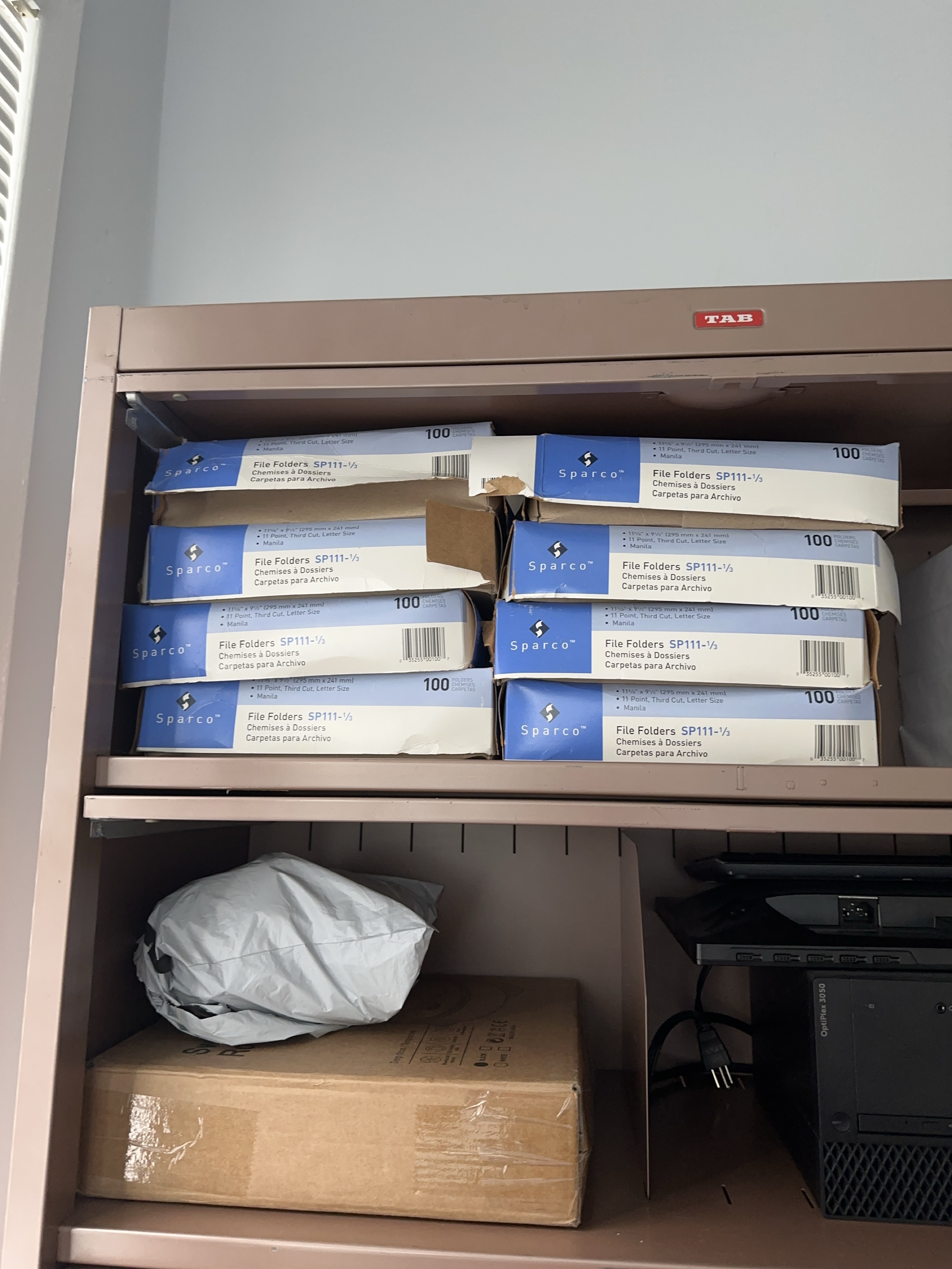 Bulk Lot of Sparco File Folders SP111-1/3 thumbnail
