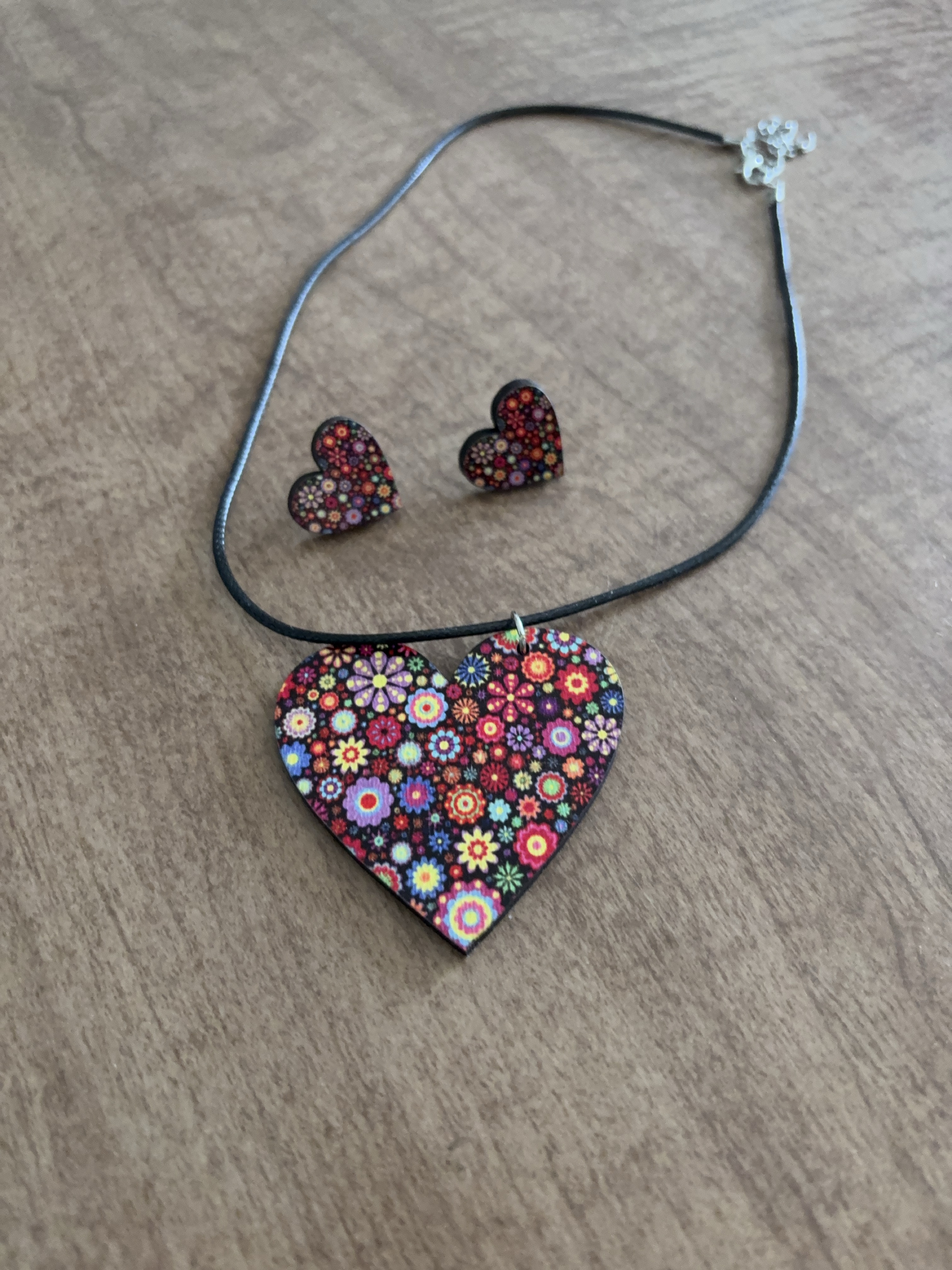 Heart Pendant Necklace with Earrings Set thumbnail