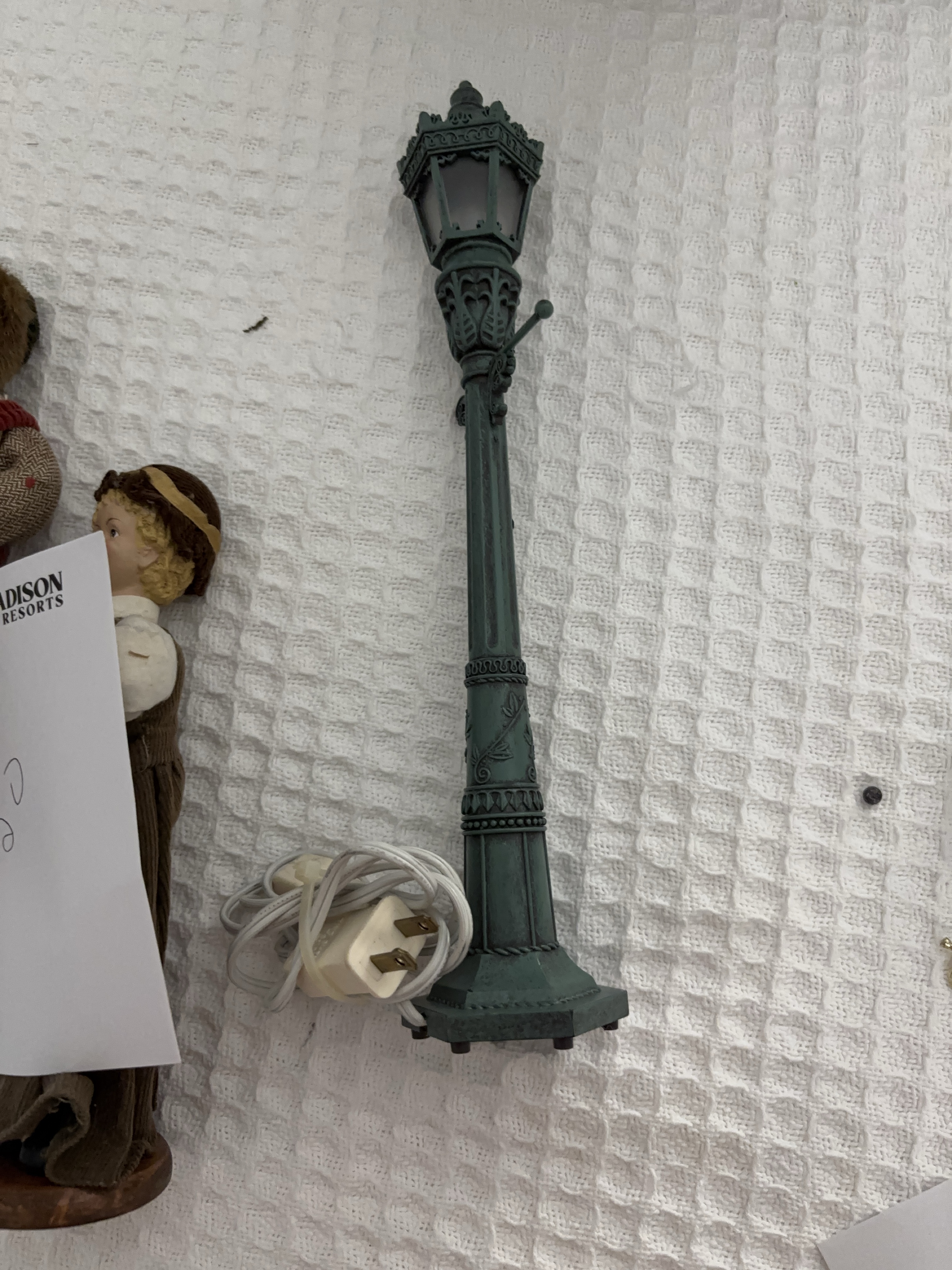 Decorative Lamp Post thumbnail