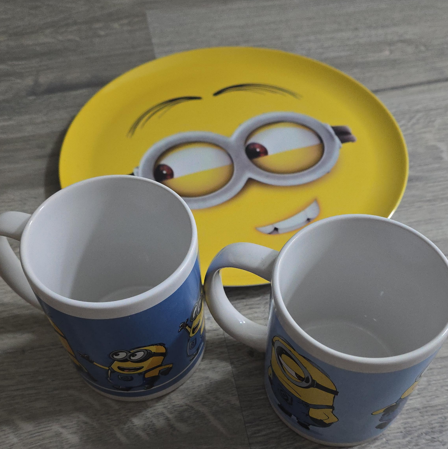 Minions Kids Mug and Plate Set thumbnail