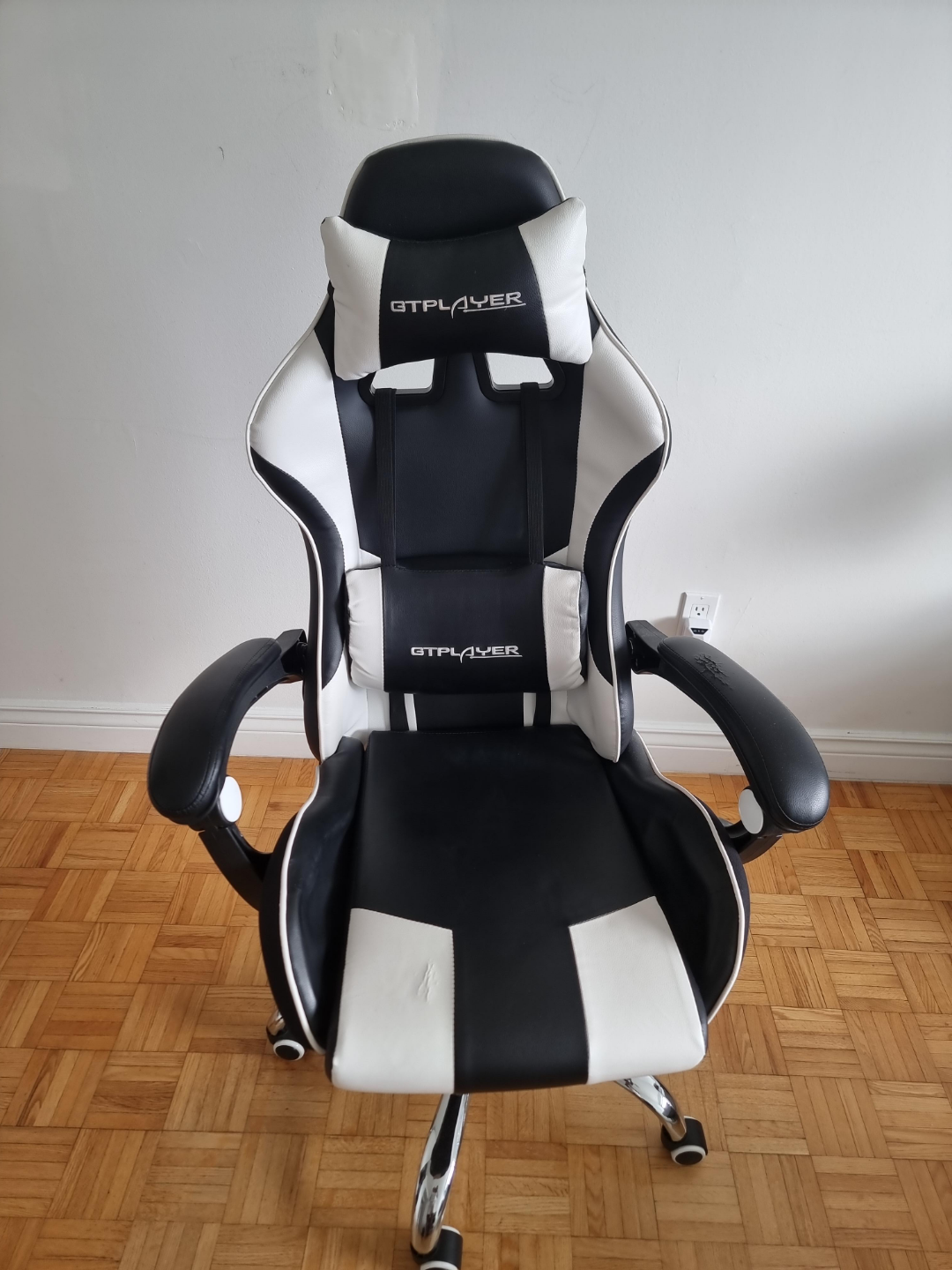 GTP Player Gaming Chair - Black and White thumbnail