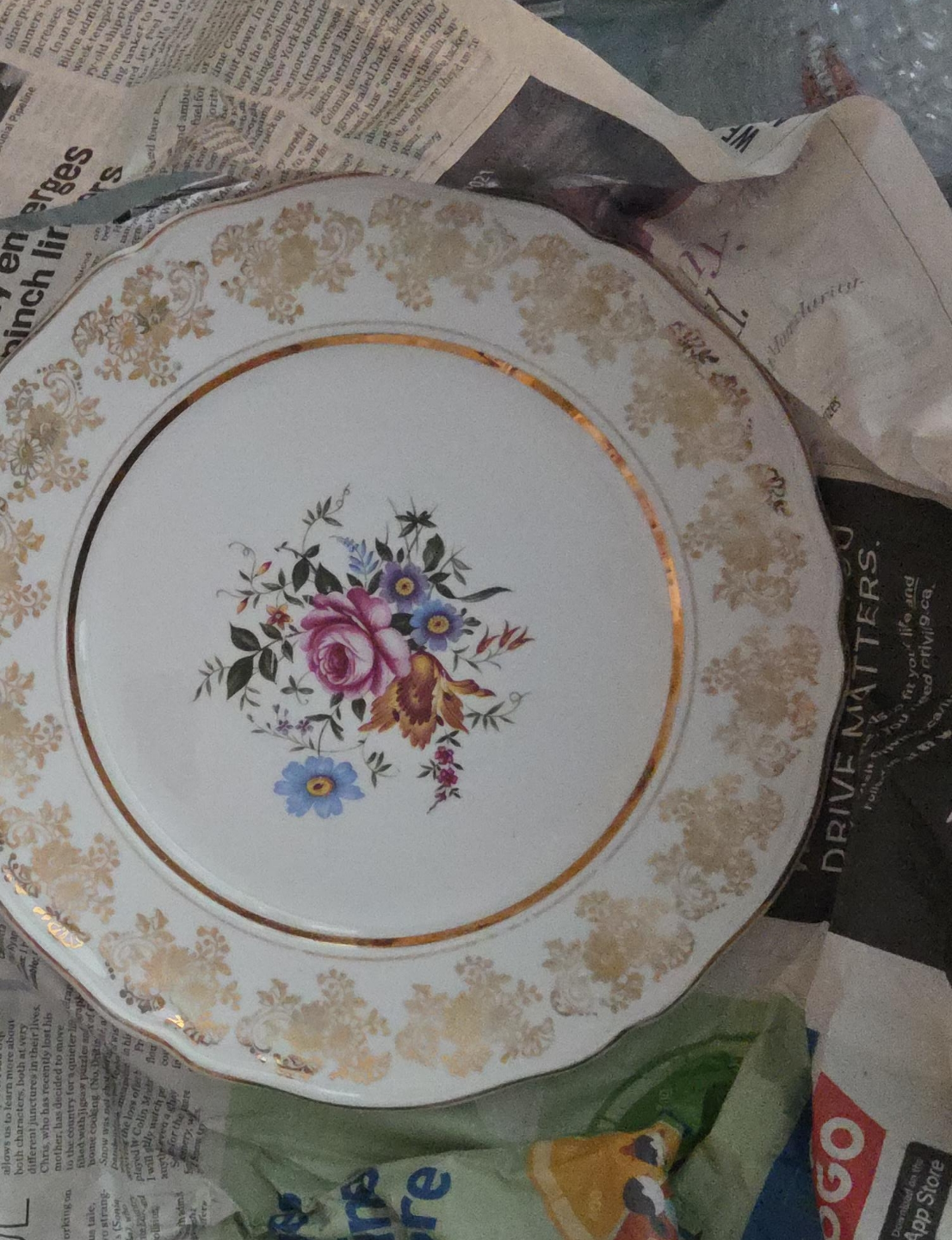 Vintage Alfred Meakin Golden Posy Plate