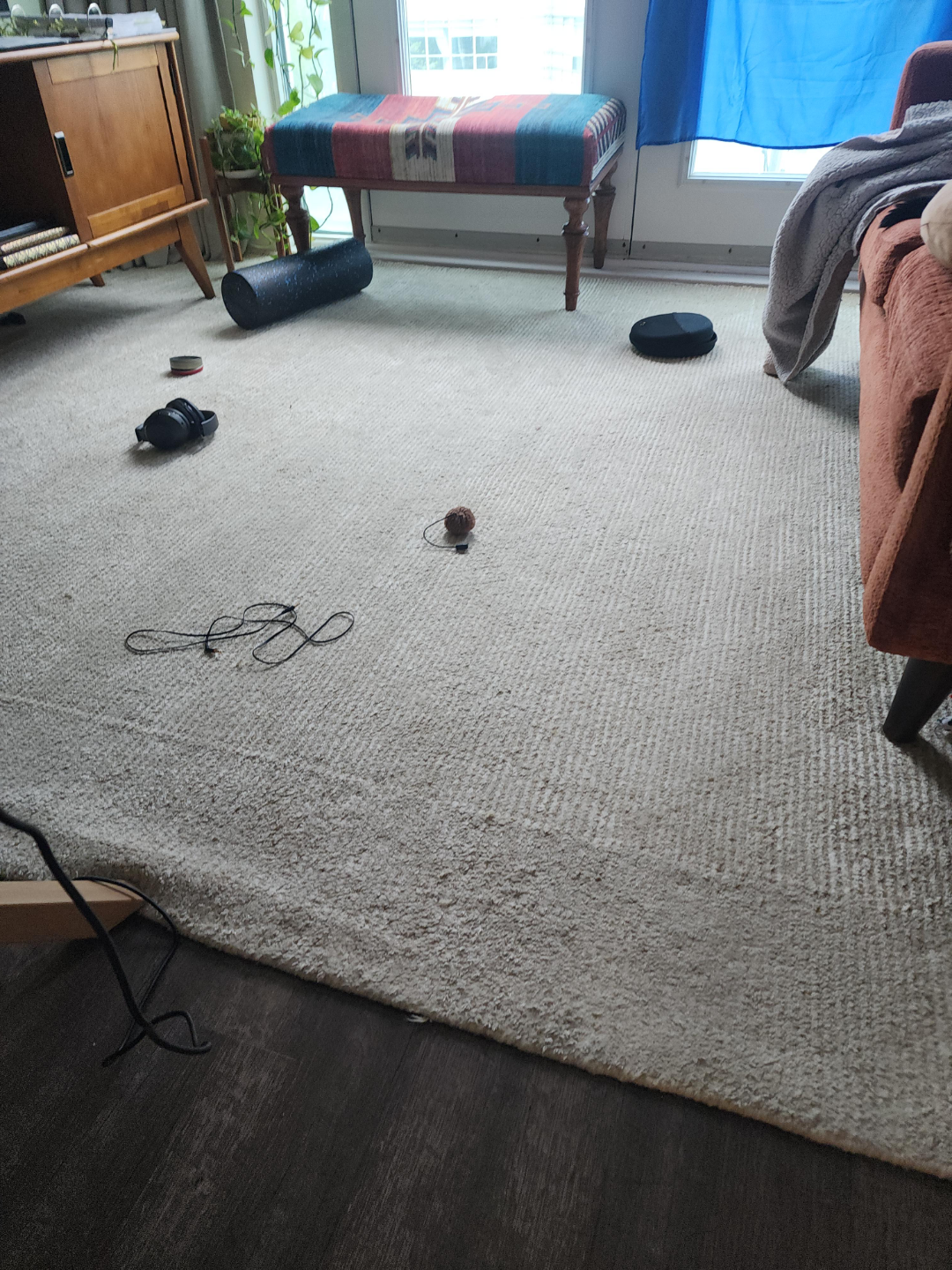Hand Tufted Wool Area Rug thumbnail