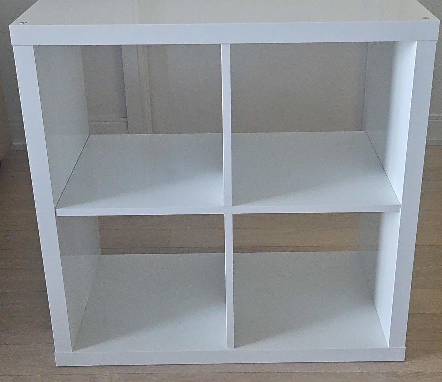White 4-Cube Organizer - smooth Vinyl finish thumbnail