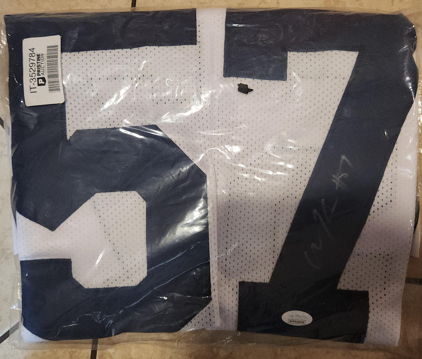 Autographed olin Kreutz #57 White Jersey thumbnail
