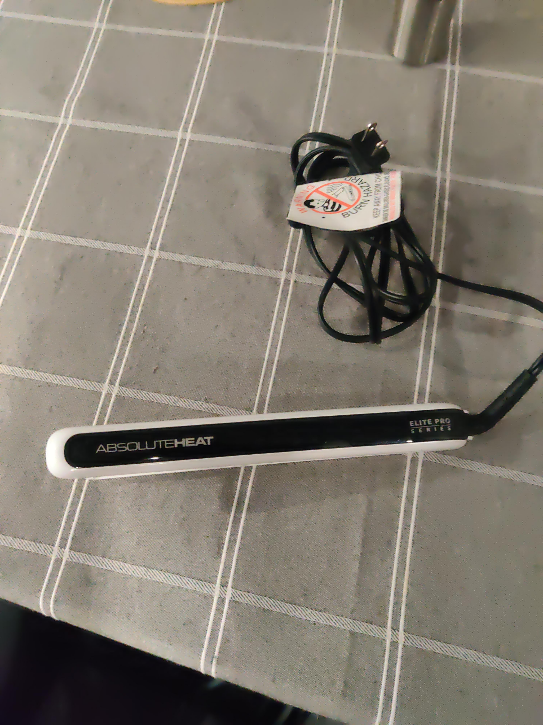Elite Pro Series Hair Straightener thumbnail