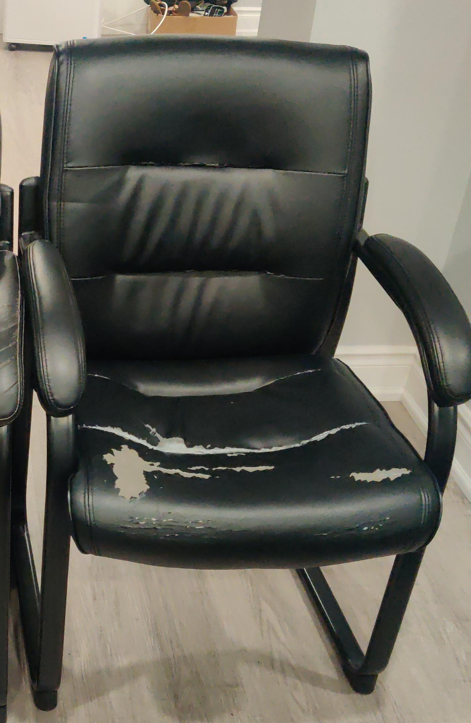 2Black Leather Office Chair thumbnail