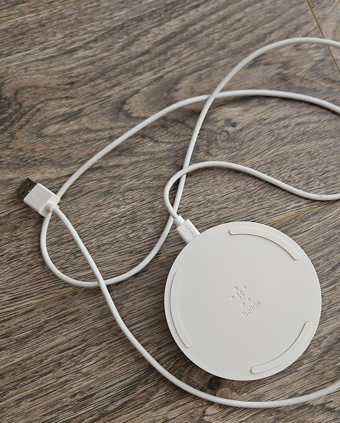 Belkin Wireless Charging Pad thumbnail