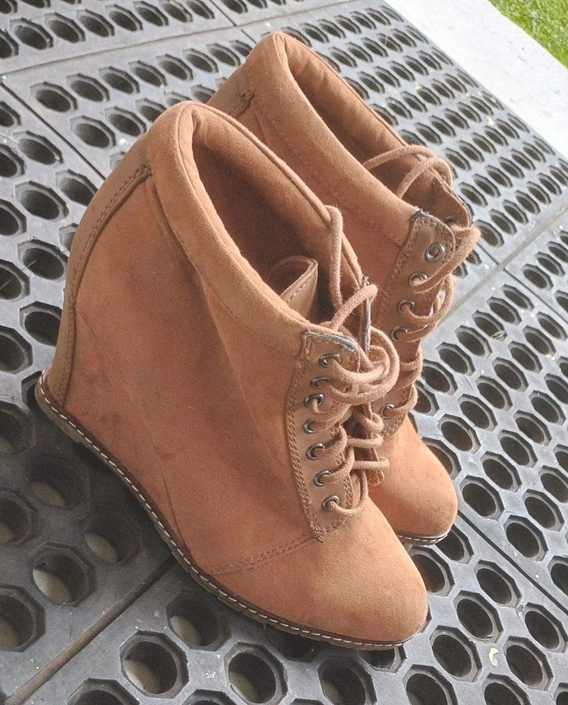 Brown wedge ankle boots thumbnail
