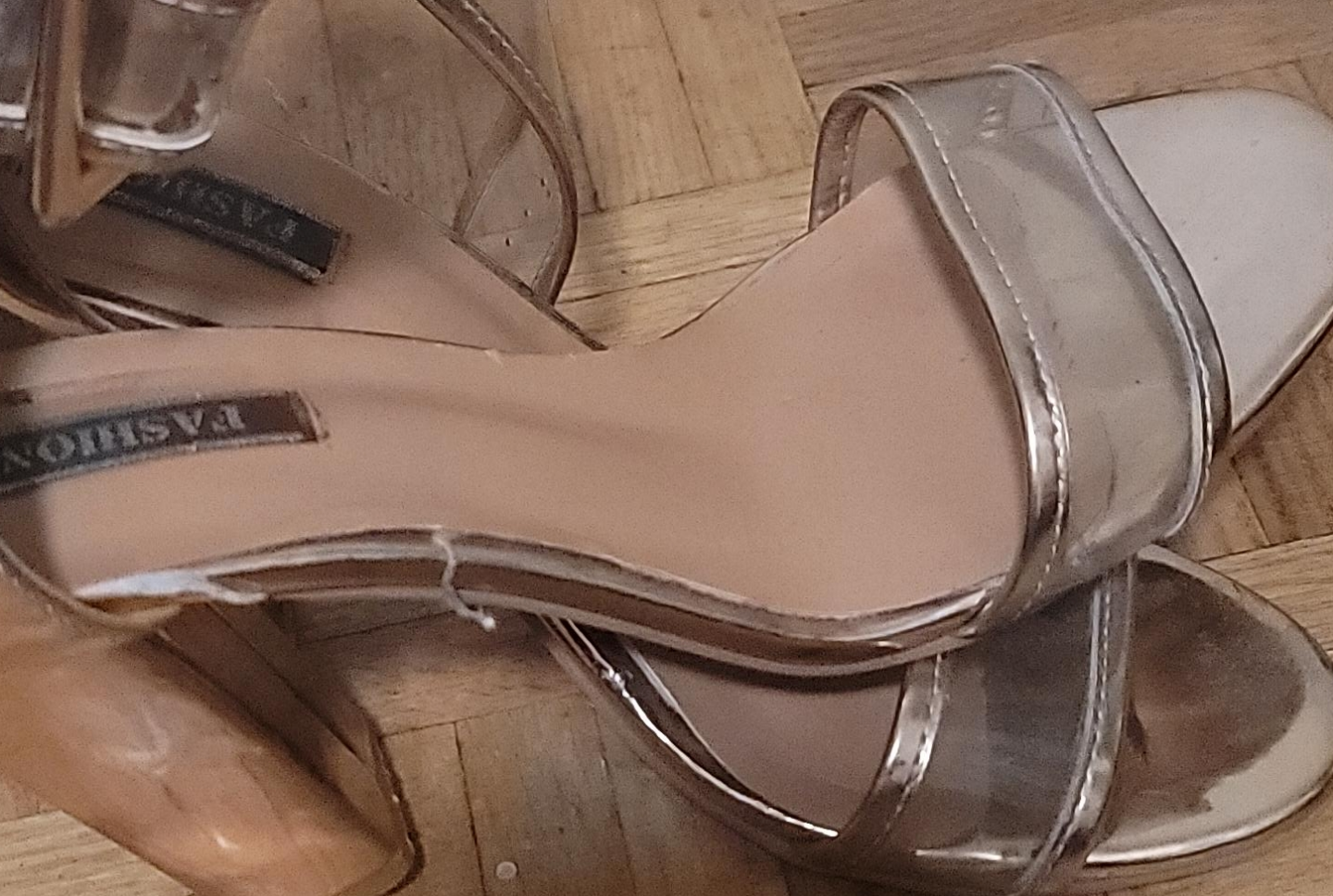 Rose Gold Fashion Sandals thumbnail