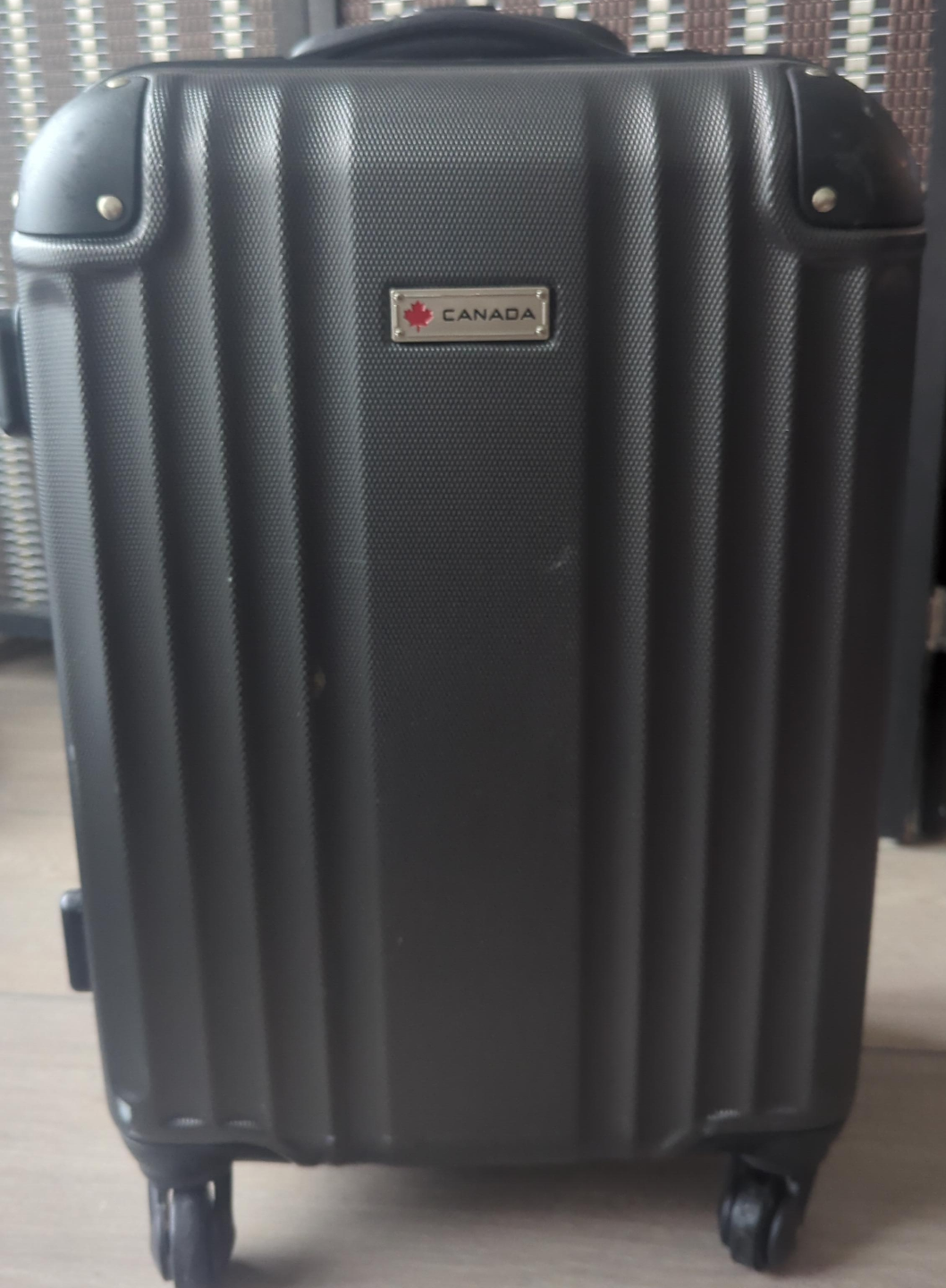 Carry-on Suitcase - Black thumbnail
