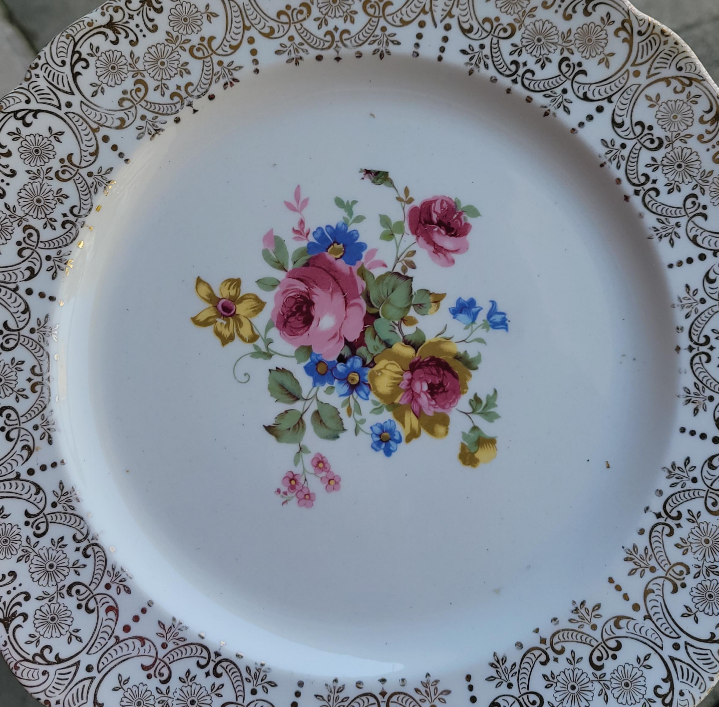 Vintage Floral Decorative Plate