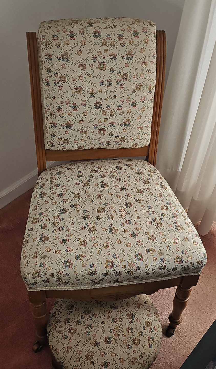 Vintage Floral Upholstered Chair with Ottoman thumbnail