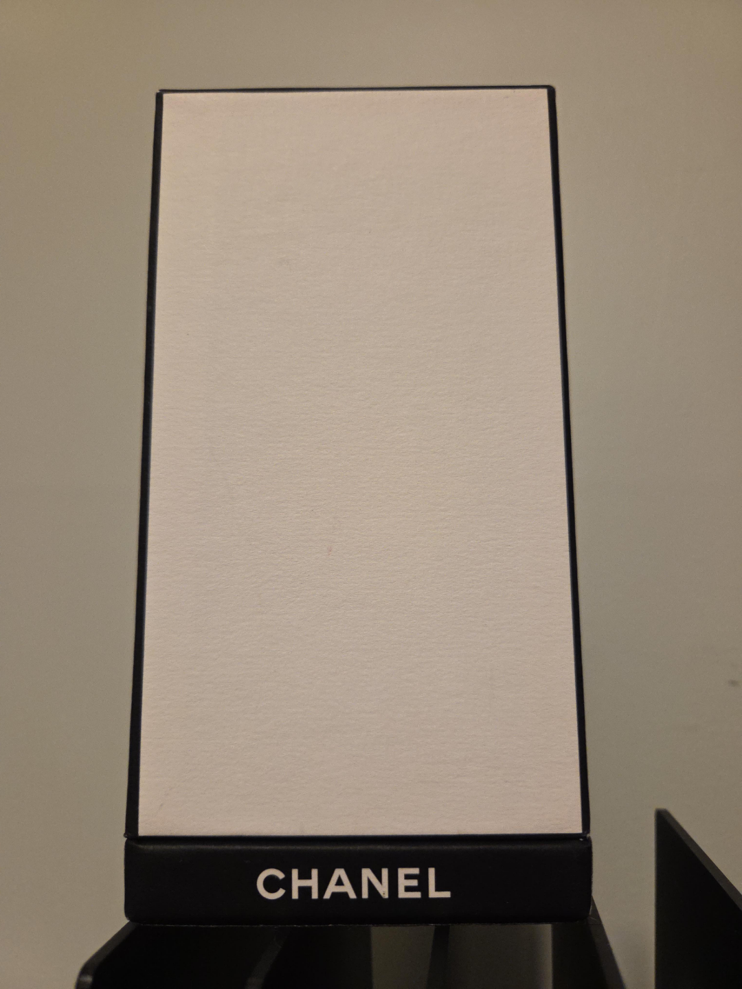 CHANEL Box thumbnail