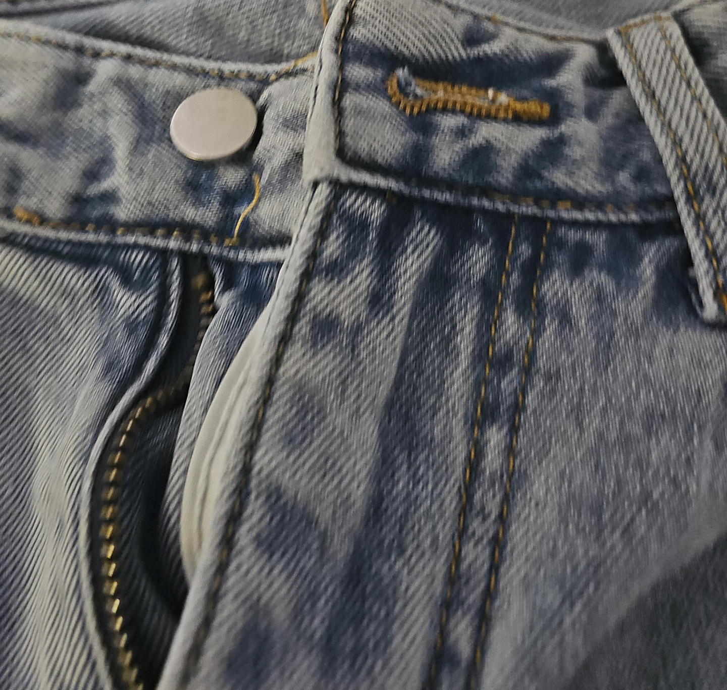 Light Wash Denim Jeans thumbnail