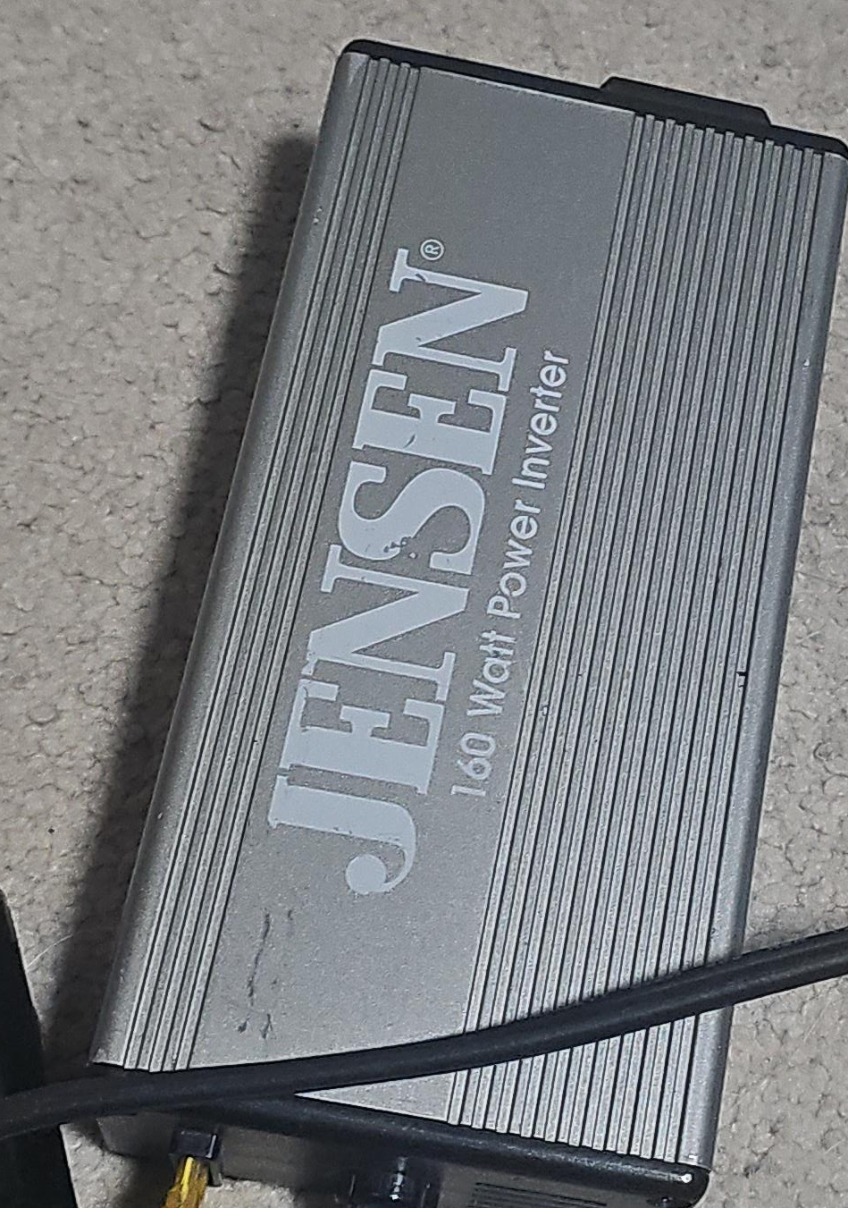 Jensen 160 Watt Power Inverter thumbnail