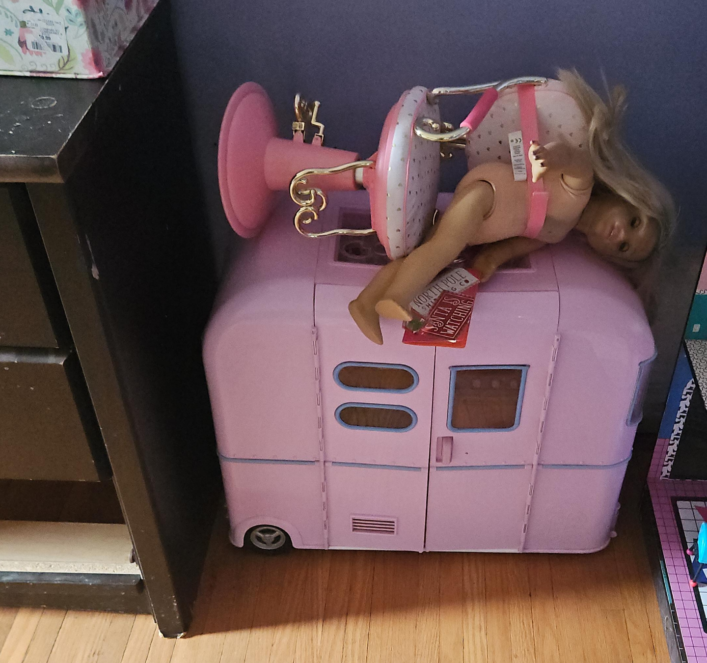 American Girl Doll Camper and Salon Chair Set thumbnail