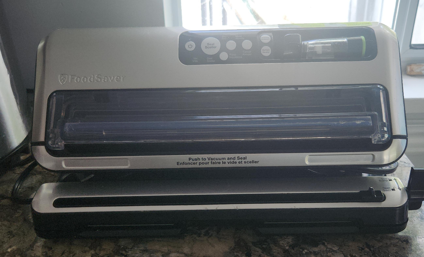 FoodSaver Vacuum Sealer