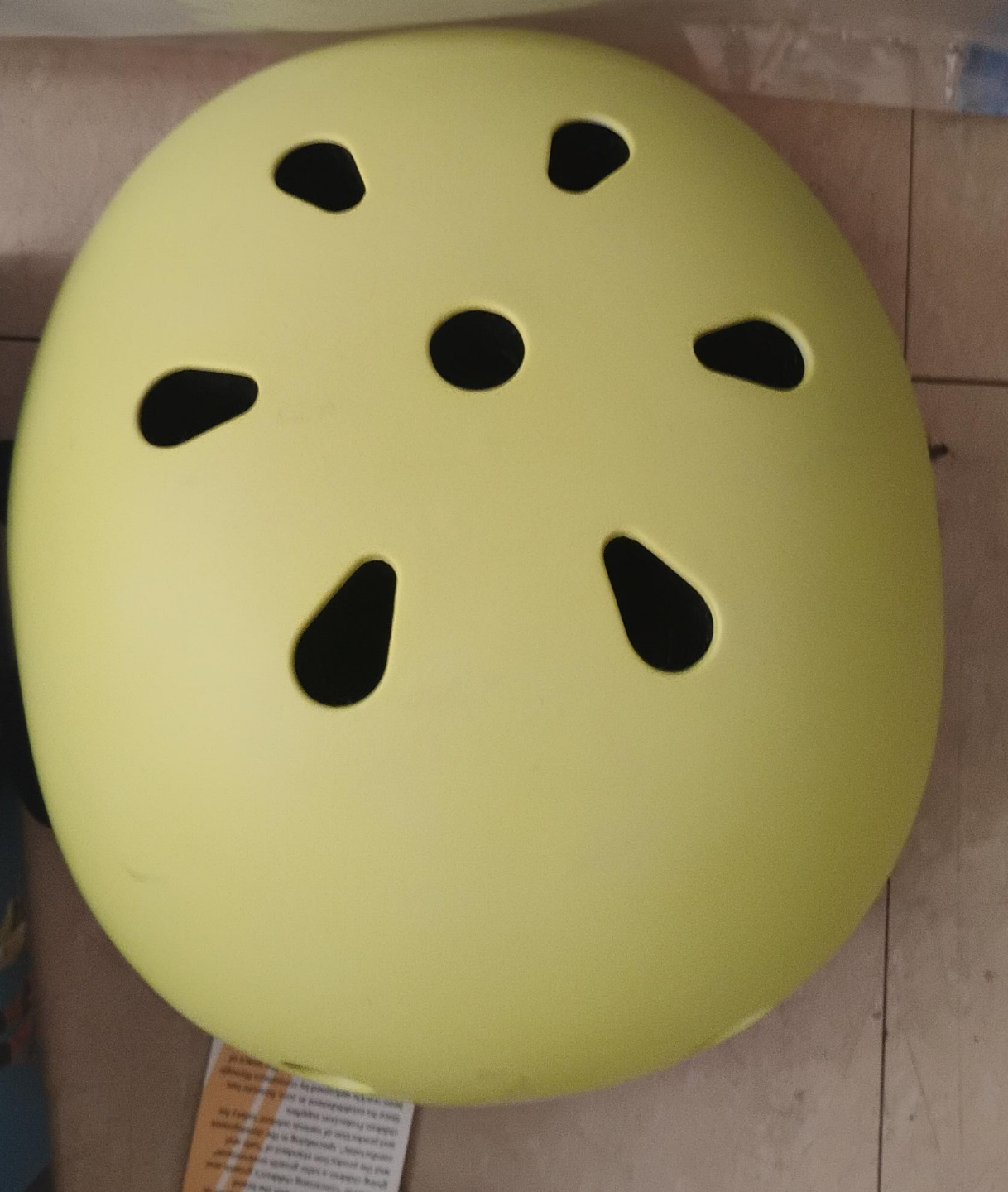 Kids' Yellow Helmet image indicator(5)