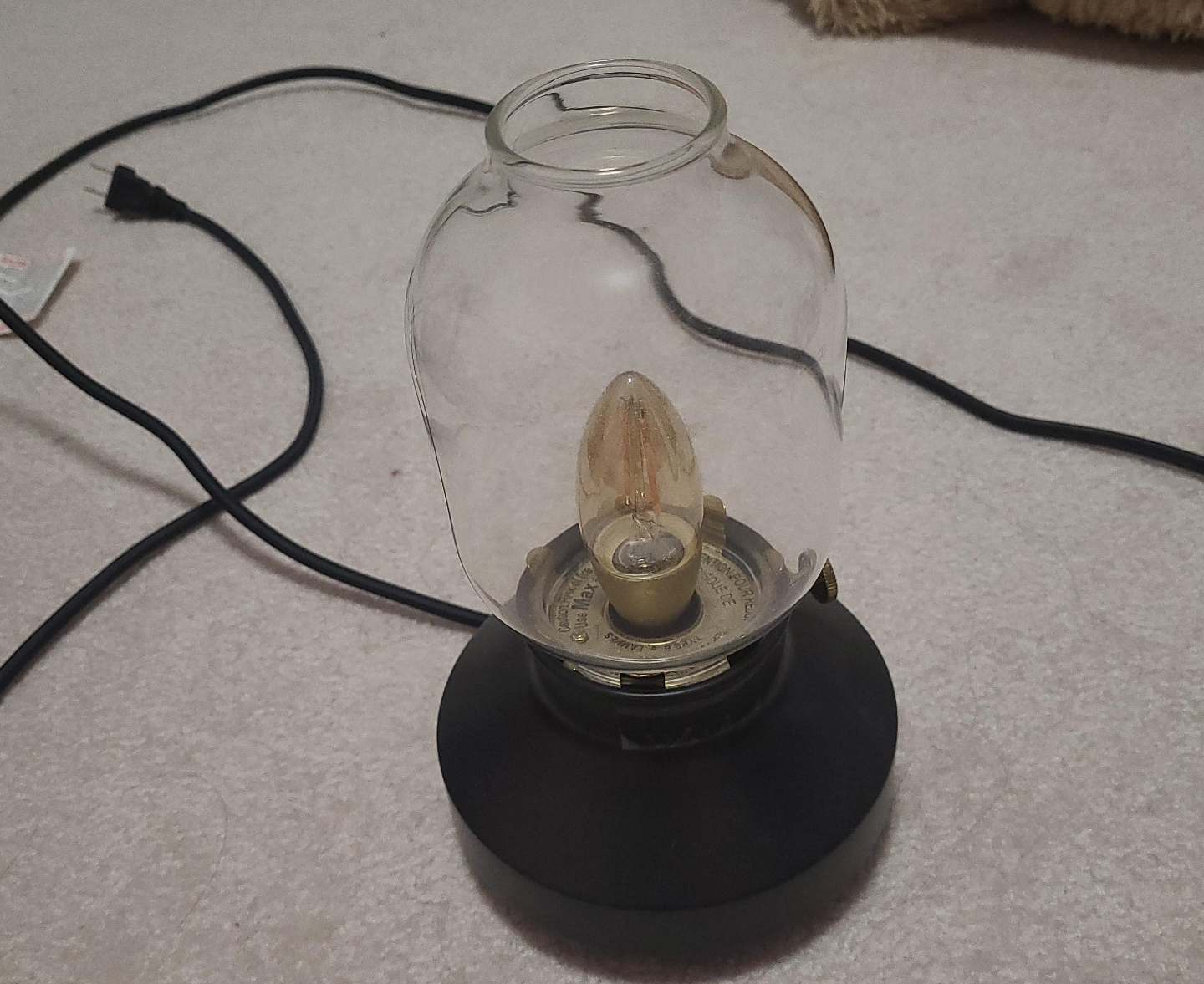 IKEA Dimmable Bedside Lamp thumbnail