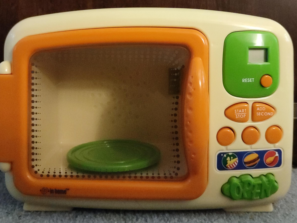 In Home Toy Microwave thumbnail