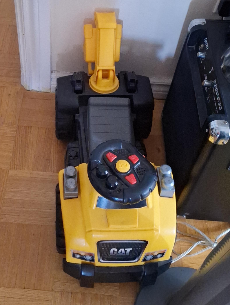 CAT Ride-On Toy Excavator🥕 thumbnail