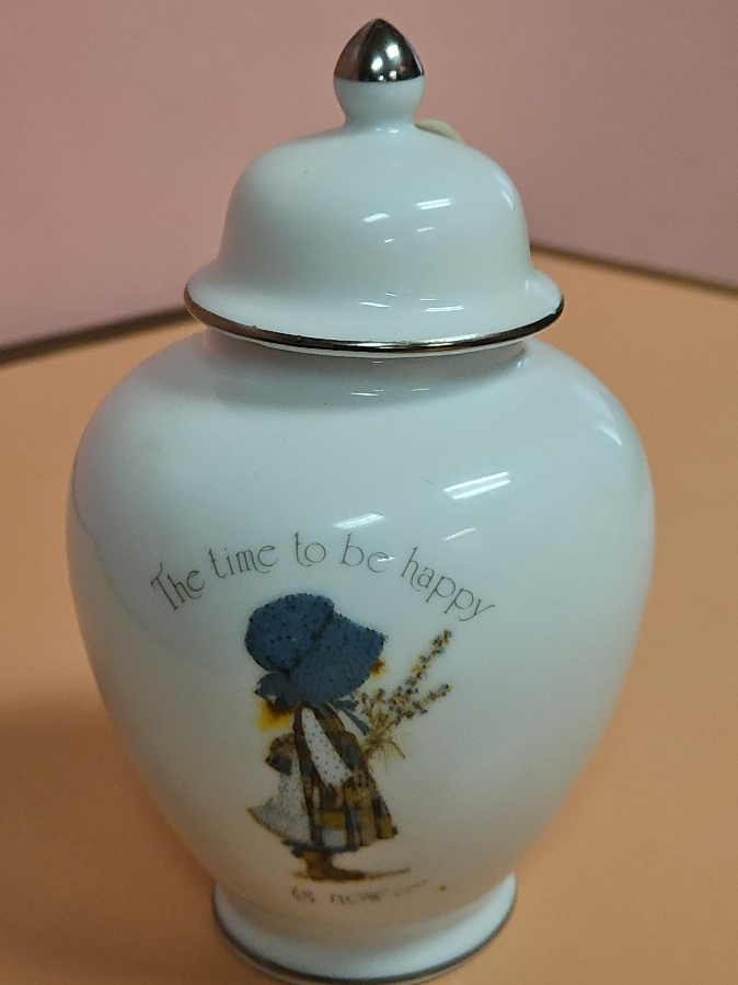 Holly Hobbie 'The Time To Be Happy' Jar thumbnail