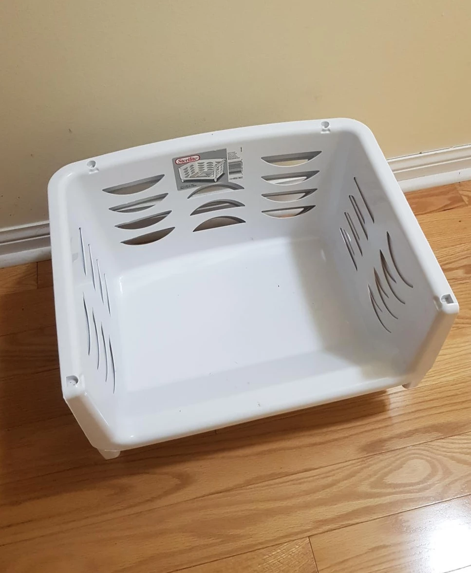 3 Sterilite Stackable Plastic Storage Basket thumbnail