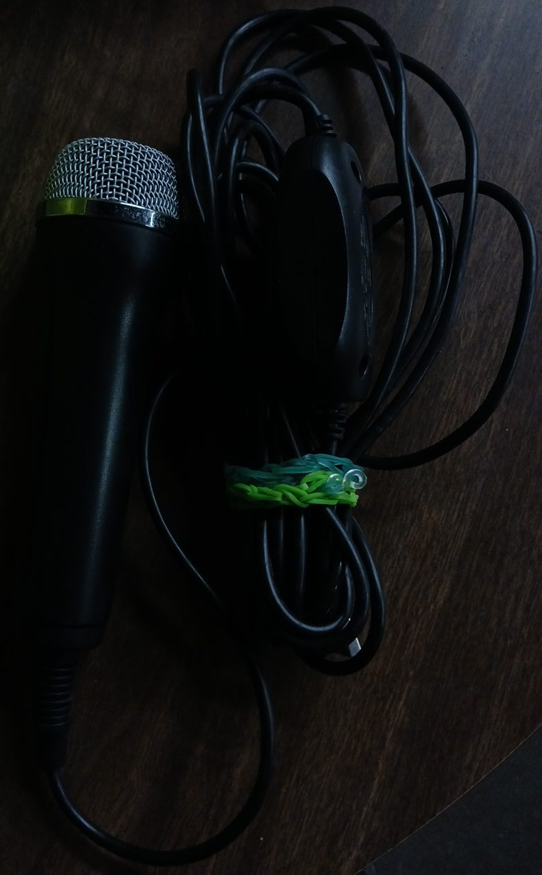 Wired Microphone thumbnail