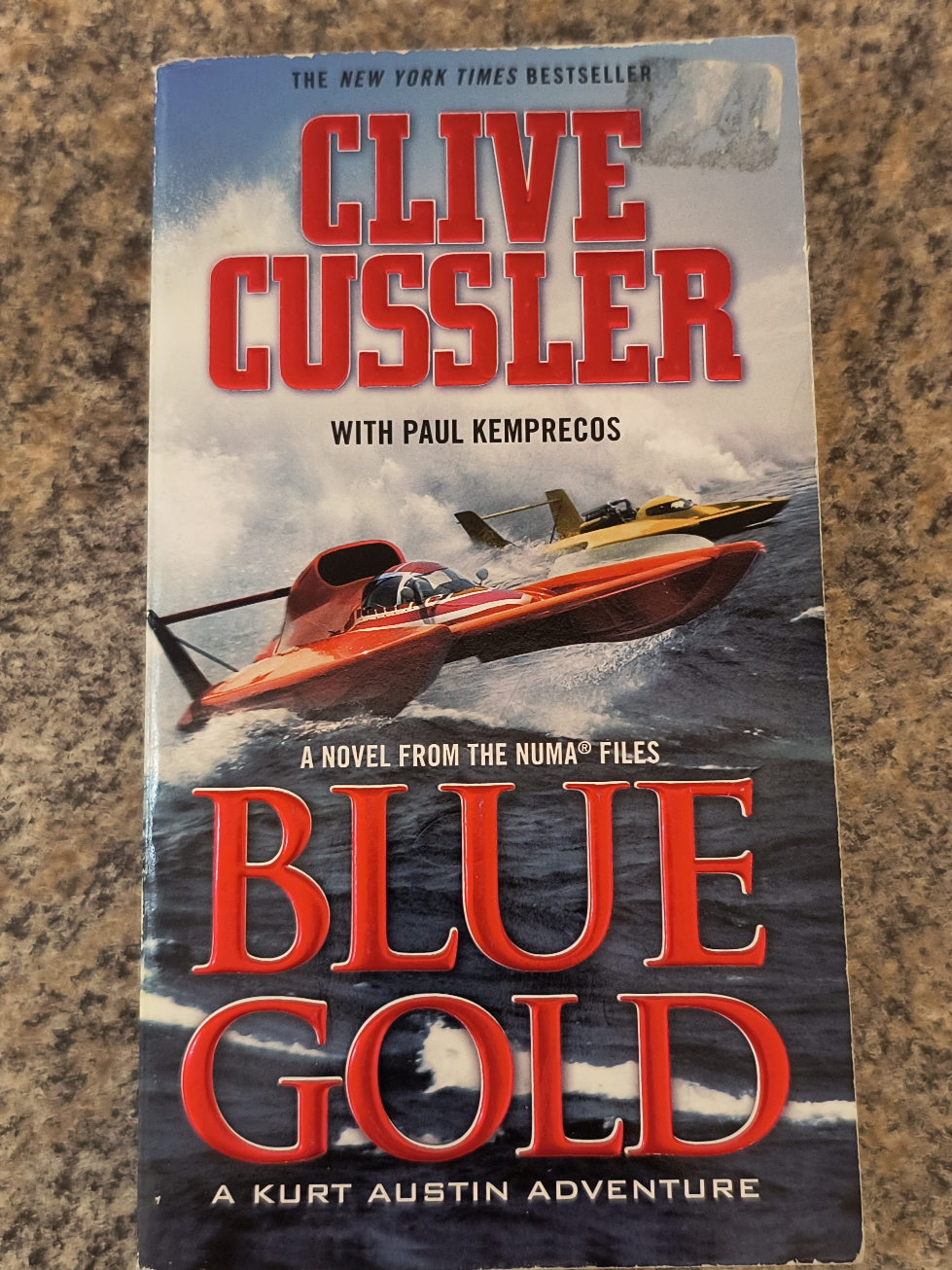 Clive Cussler Blue Gold Novel (Paperback) thumbnail