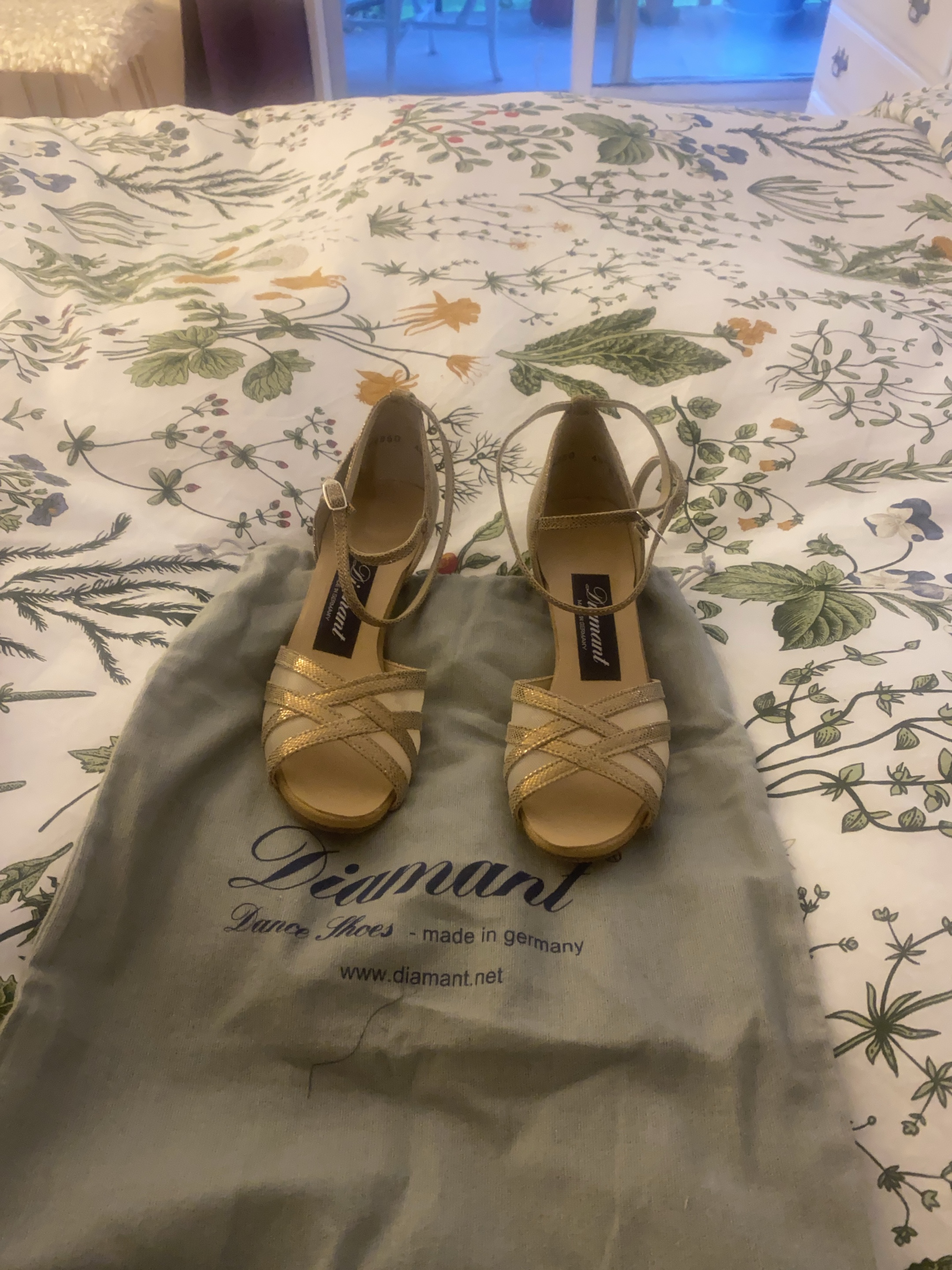 Diamant Dance Shoes - Gold thumbnail