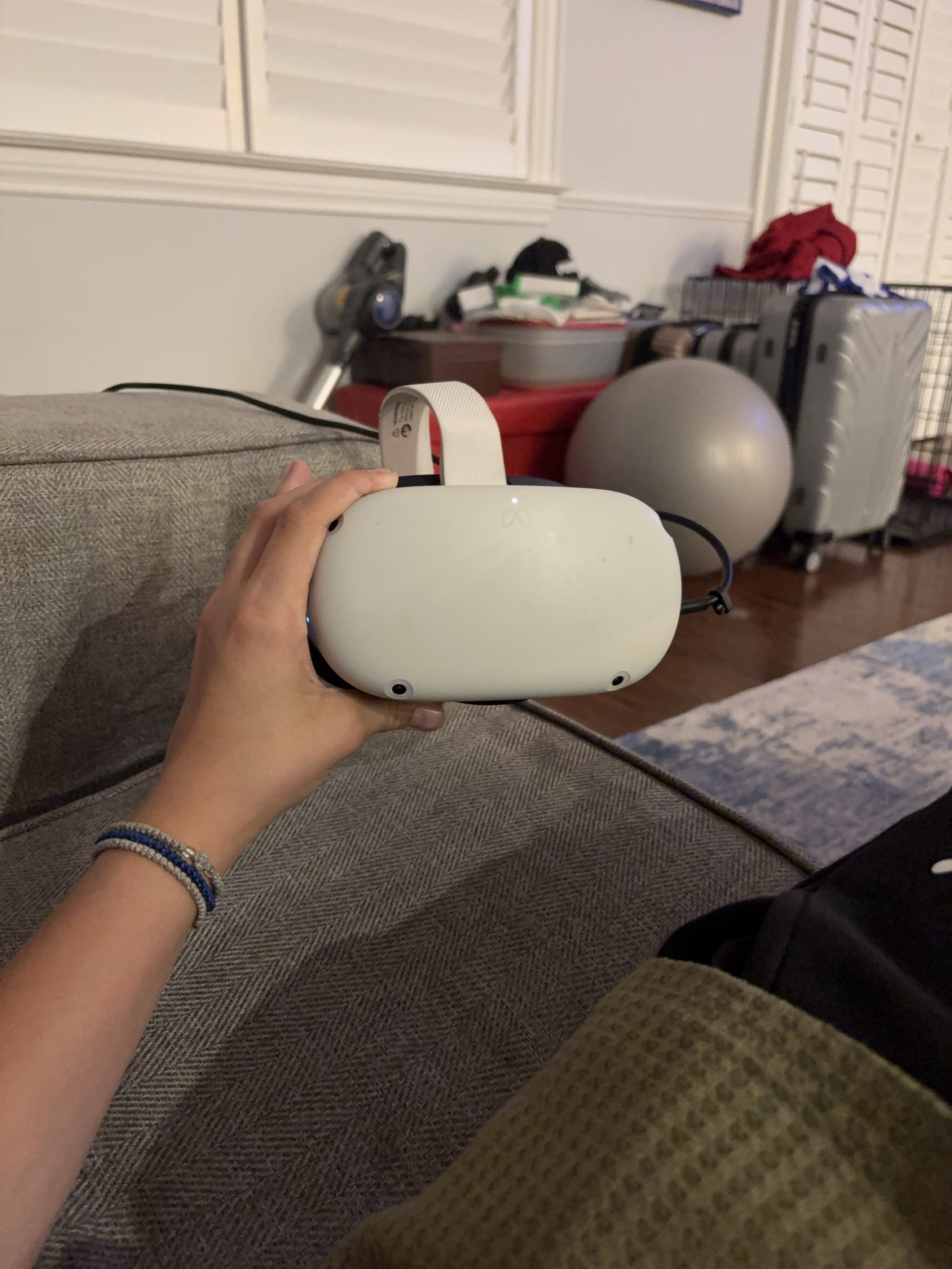 White Meta Quest 2 VR Headset