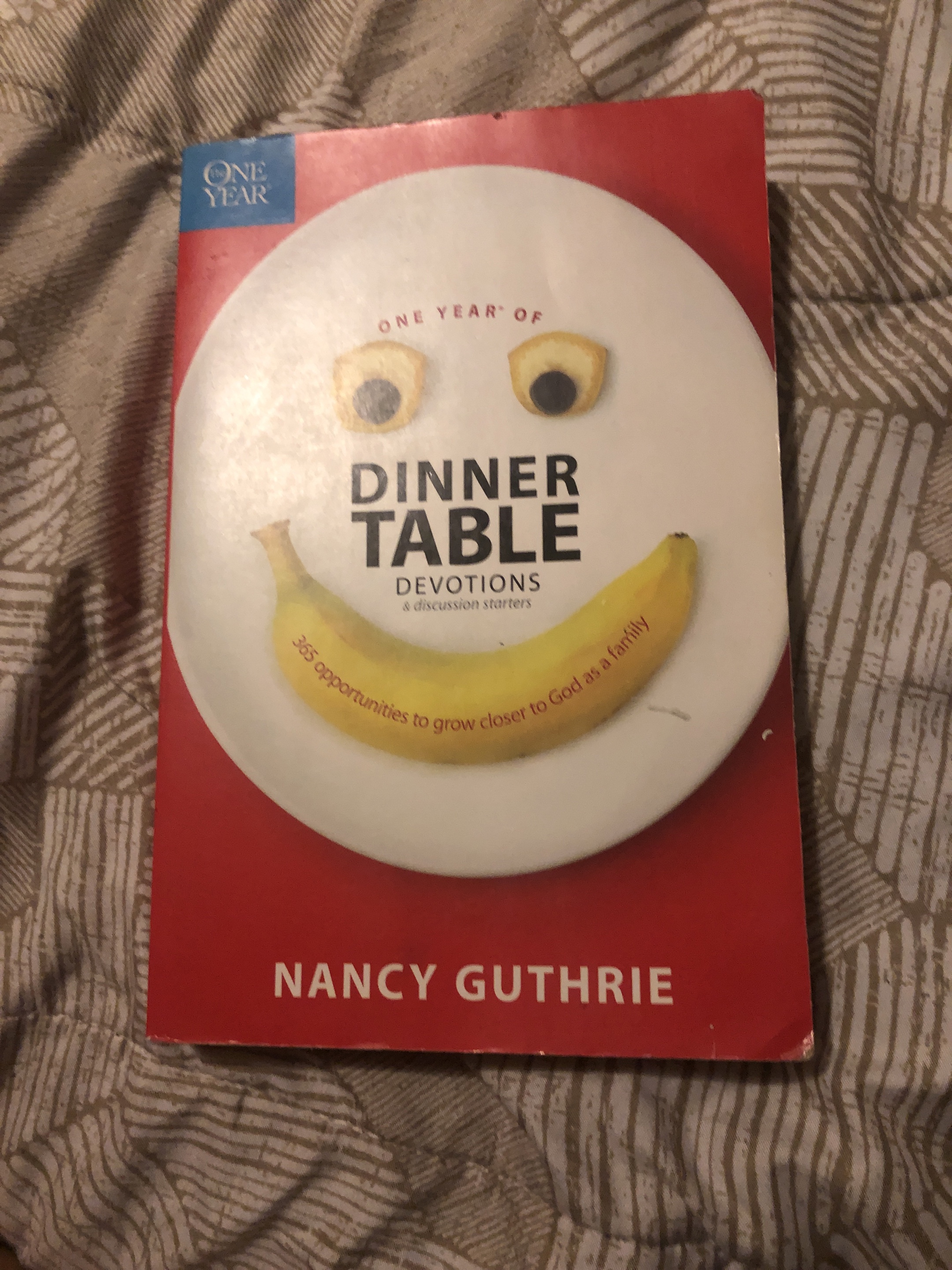 💛MOVEOUT SALE!🧃One Year of Dinner Table Devotions Book thumbnail