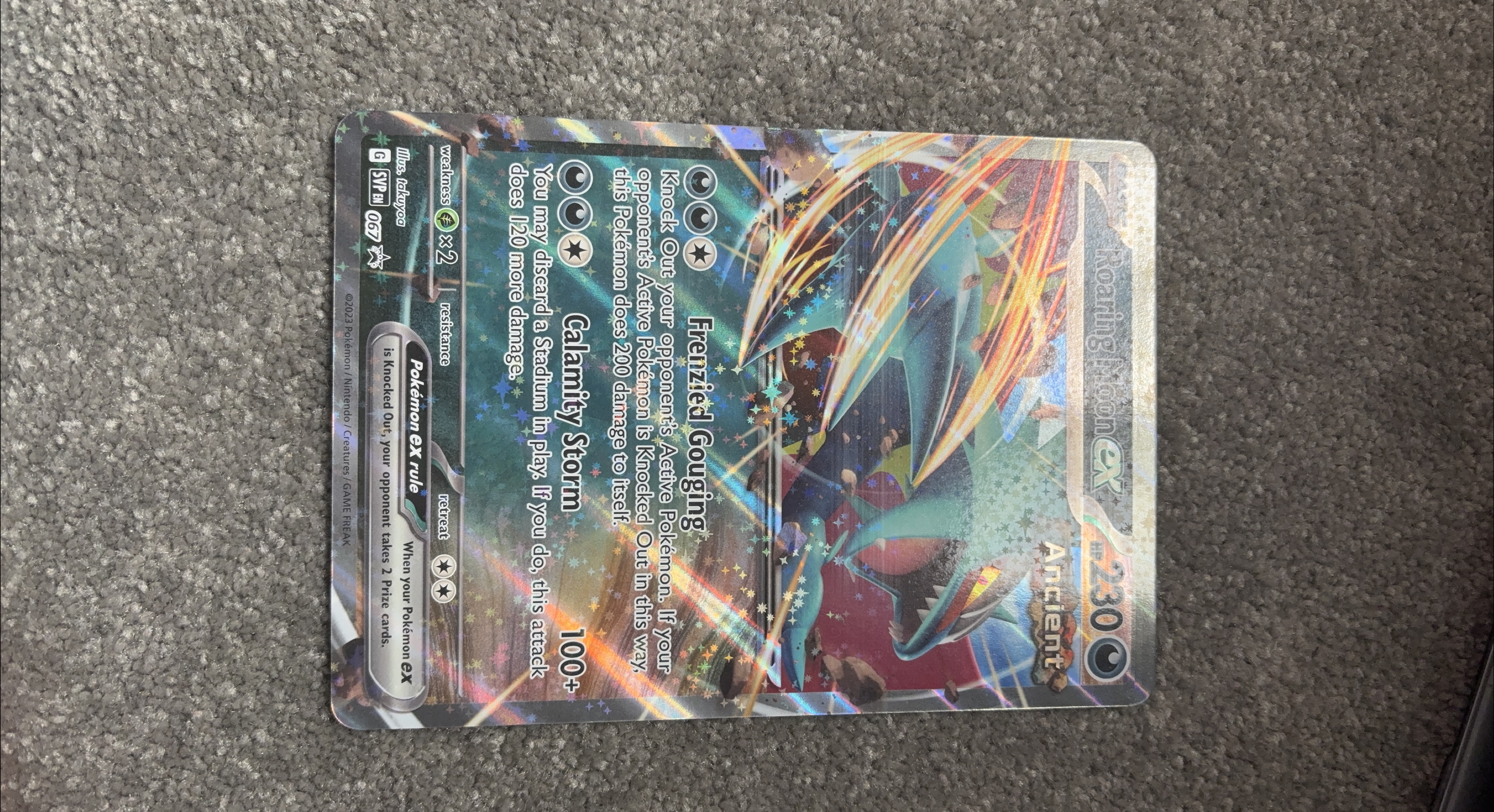 Roaring Moon ex Pokémon Card thumbnail